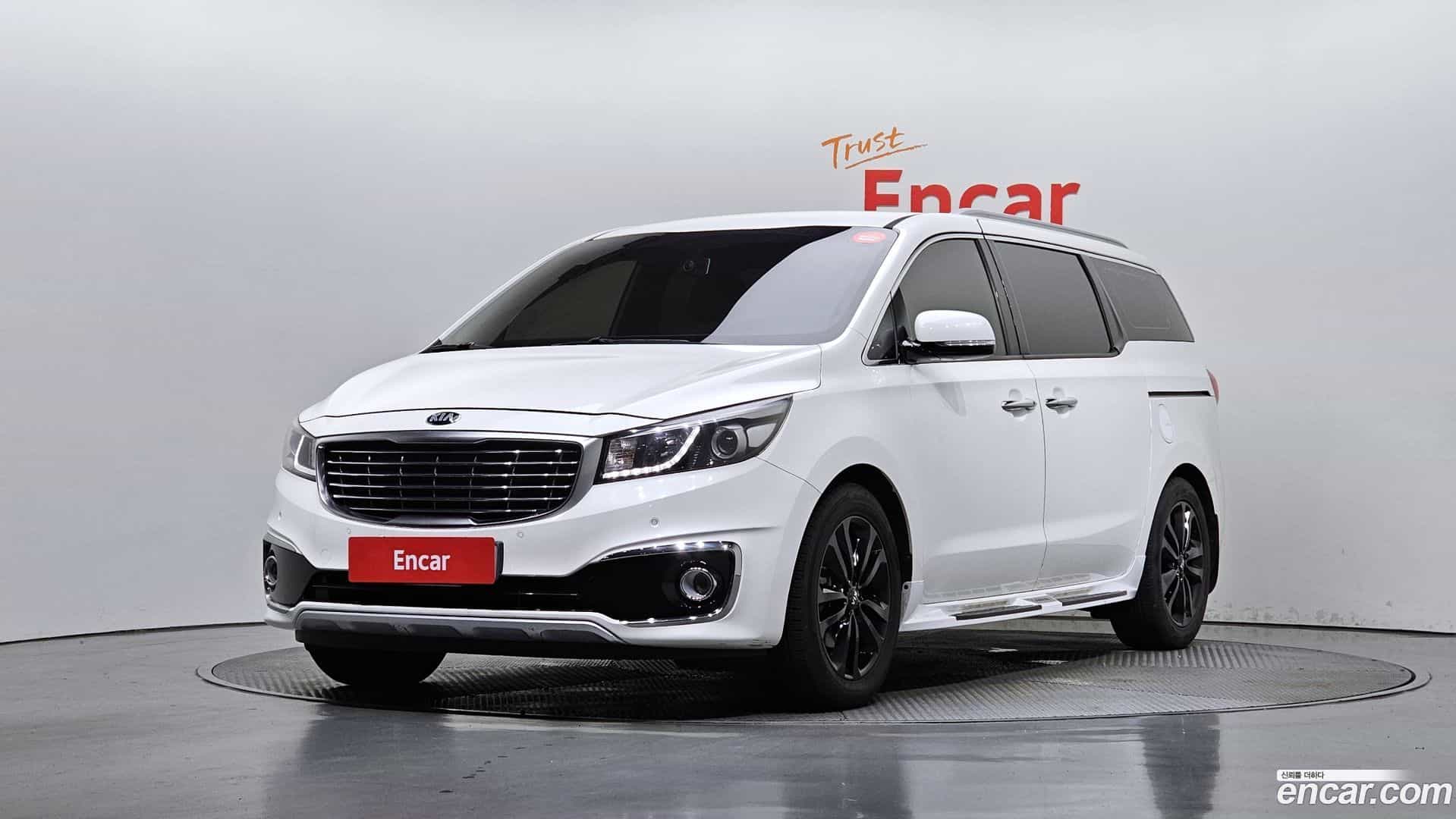 Canival Kia 2015.1-OUTER-1