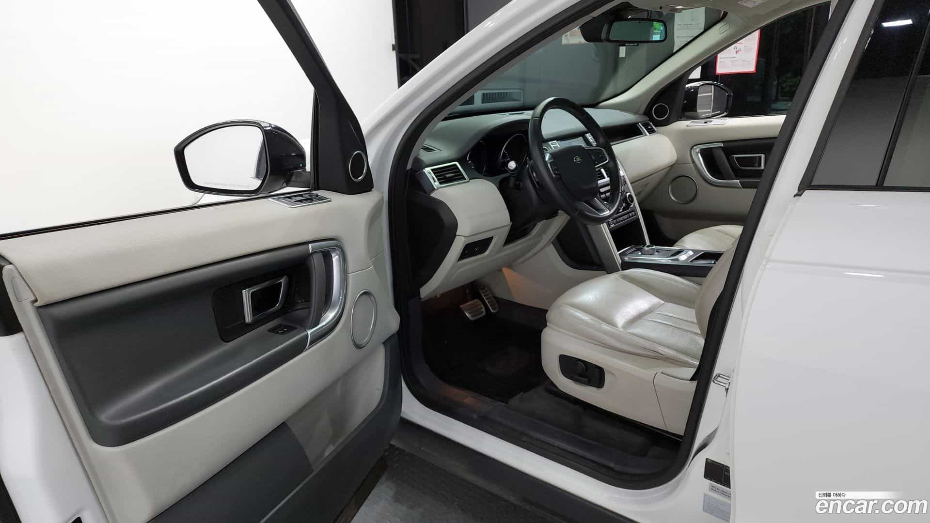 Discovery Sport Land Rover 2016.2-INNER-010