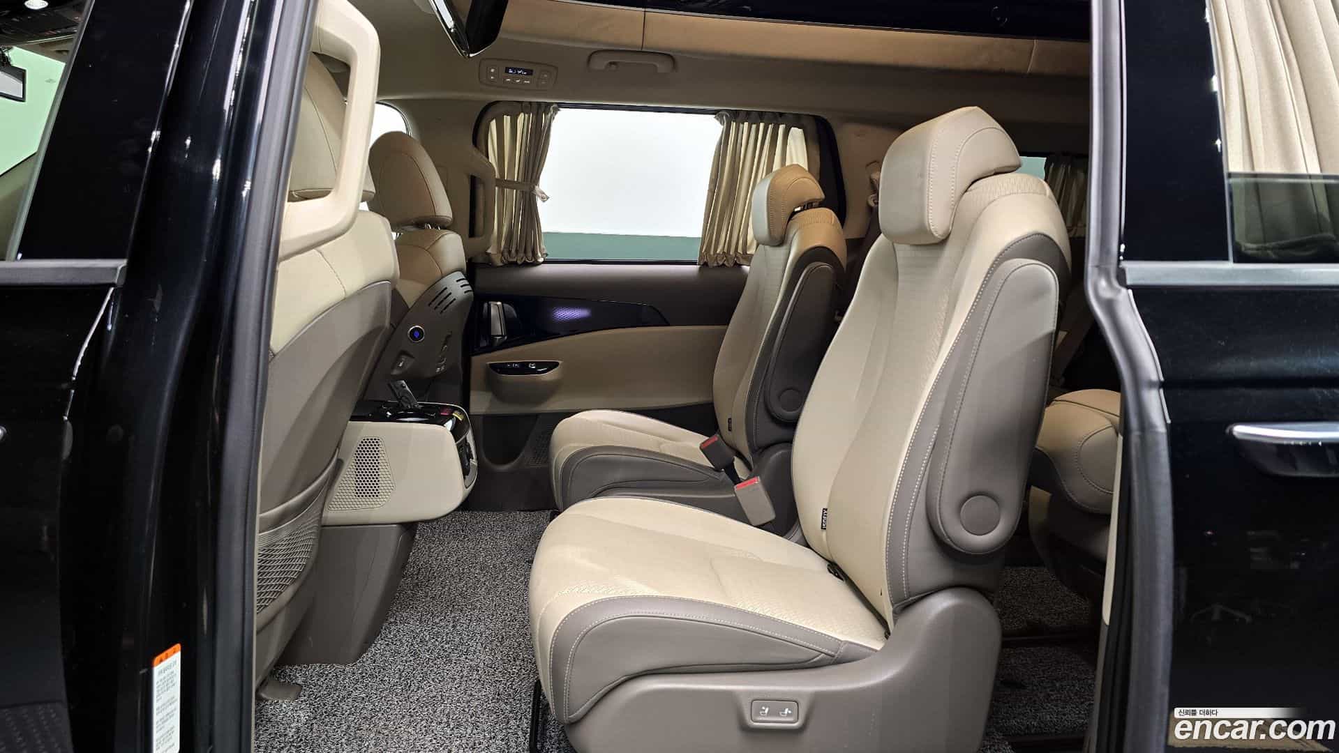 Canival Kia 2023.2-OPTION-016