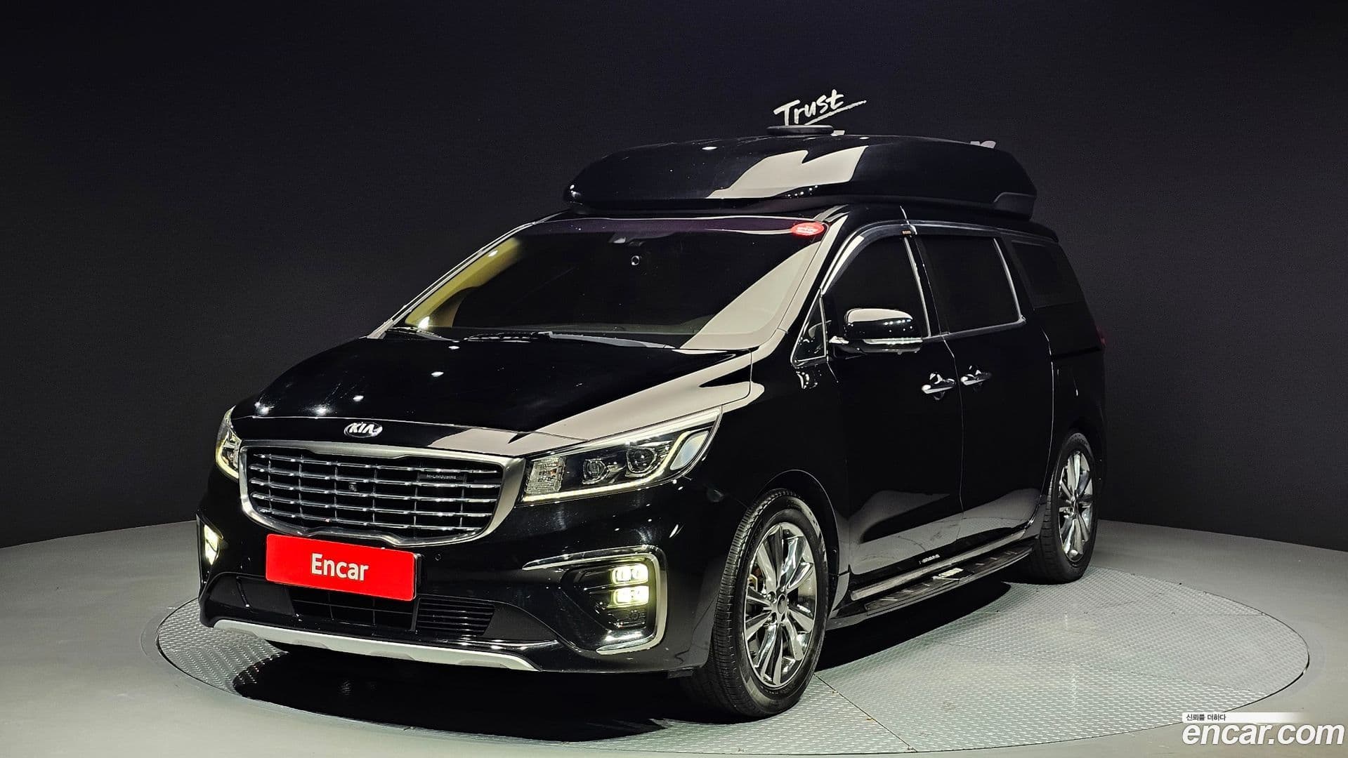 Main__Slider__Photo:Canival Kia 2019.10-0