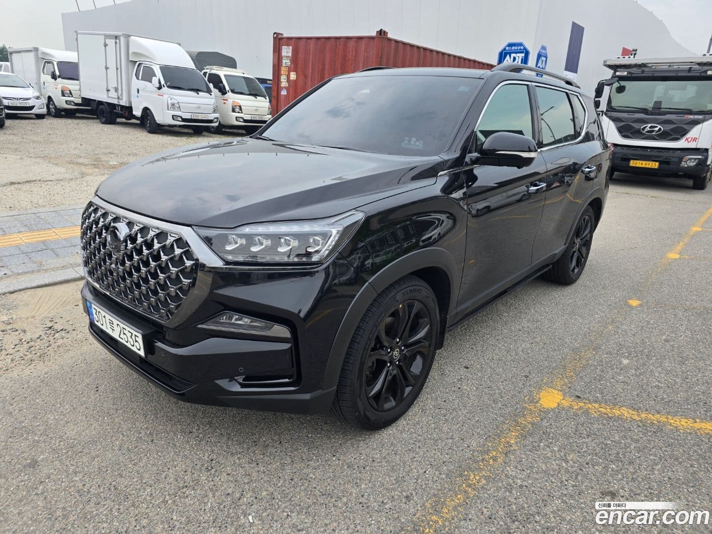 Main__Slider__Photo:Rexton KG Mobility 2022.11-0