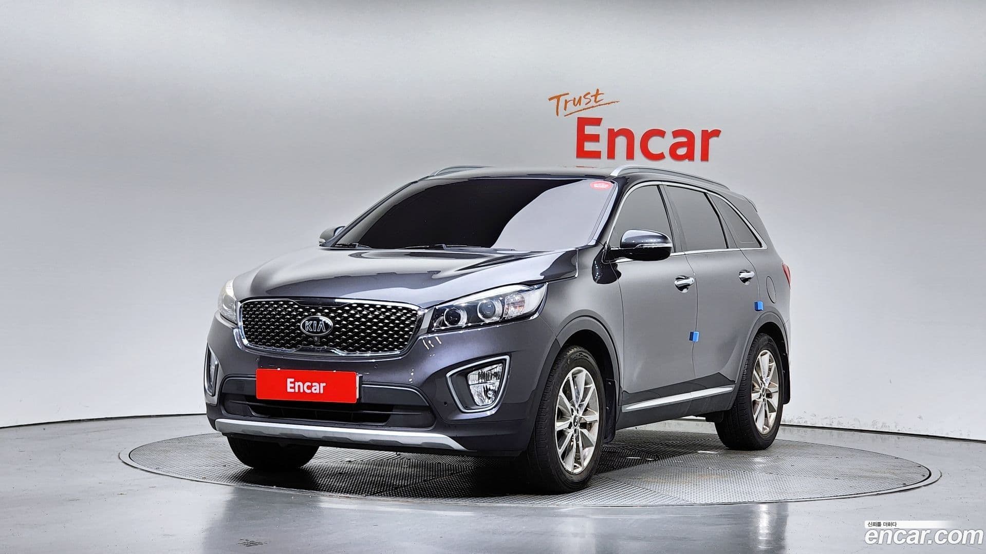 Main__Slider__Photo:Sorento Kia 2015.3-0