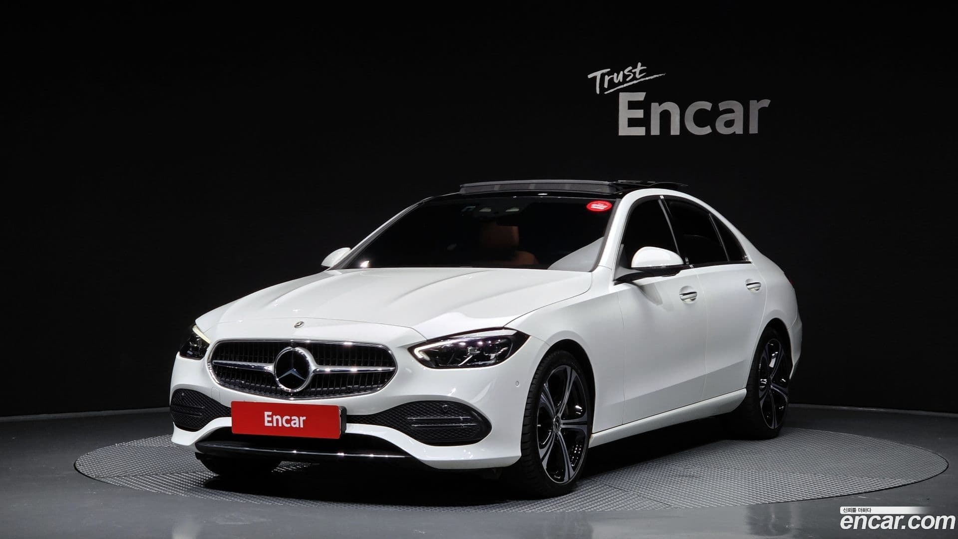 Main__Slider__Photo:C-Class Mercedes-Benz 2023.1-0