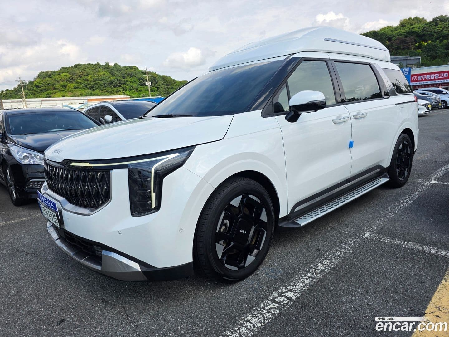 Main__Slider__Photo:Canival Kia 2024.1-0