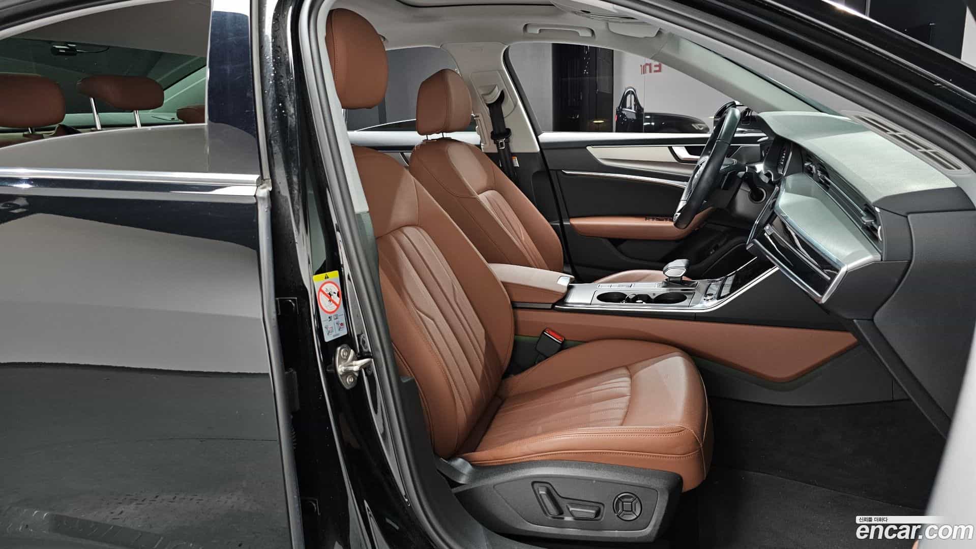 A6 Audi 2021.1-INNER-010