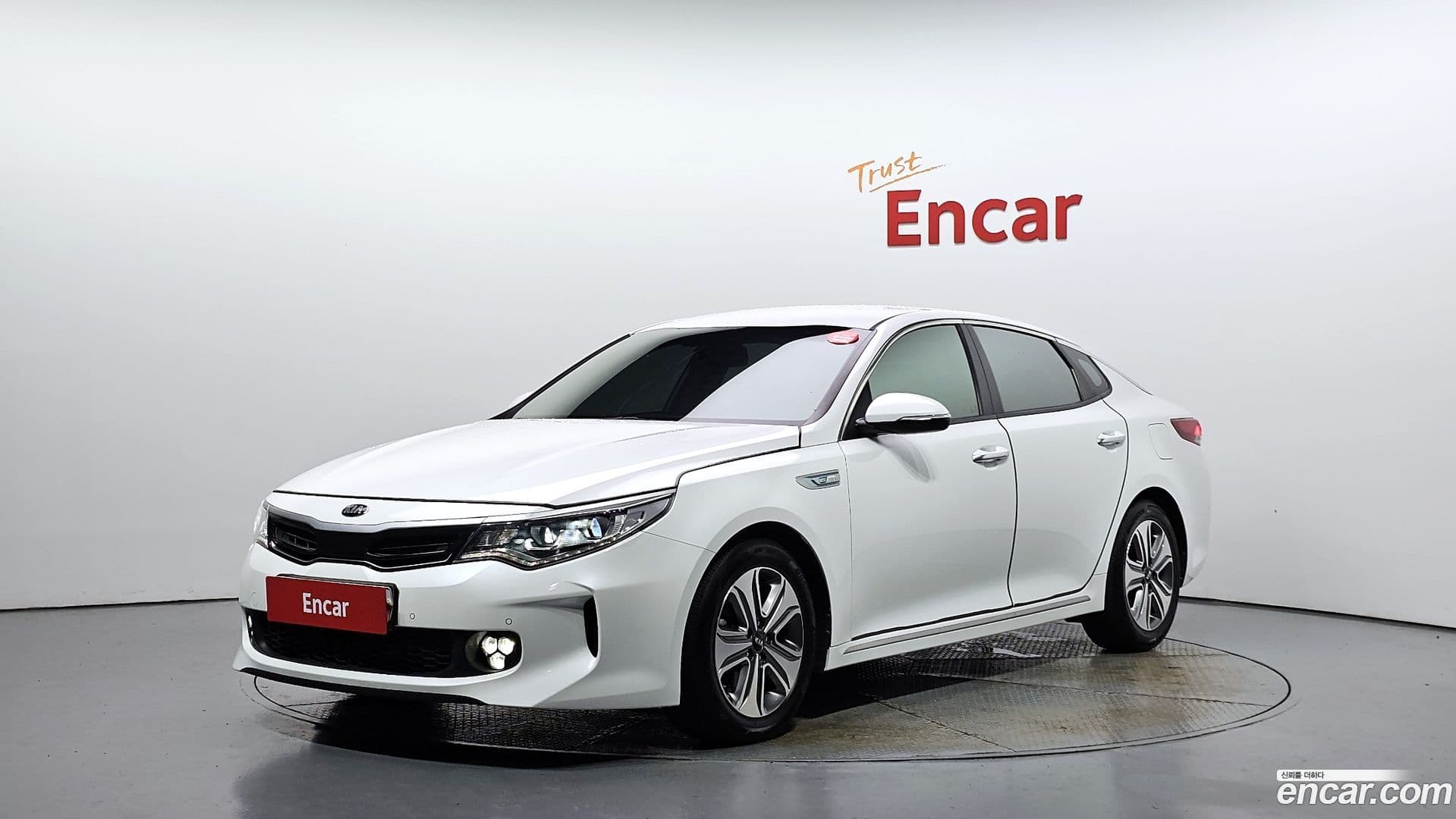 Main__Slider__Photo:K5 Kia 2018.4-0