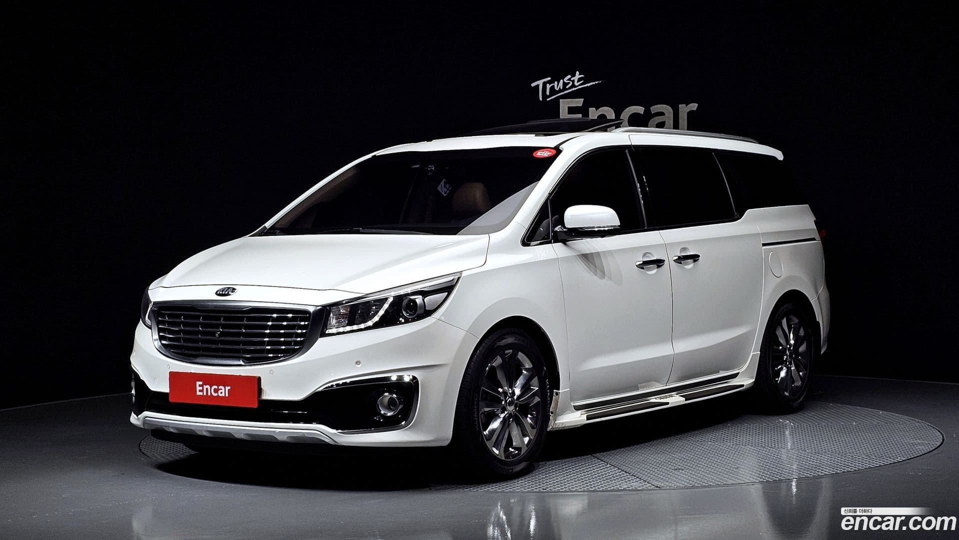 Main__Slider__Photo:Canival Kia 2016.2-0