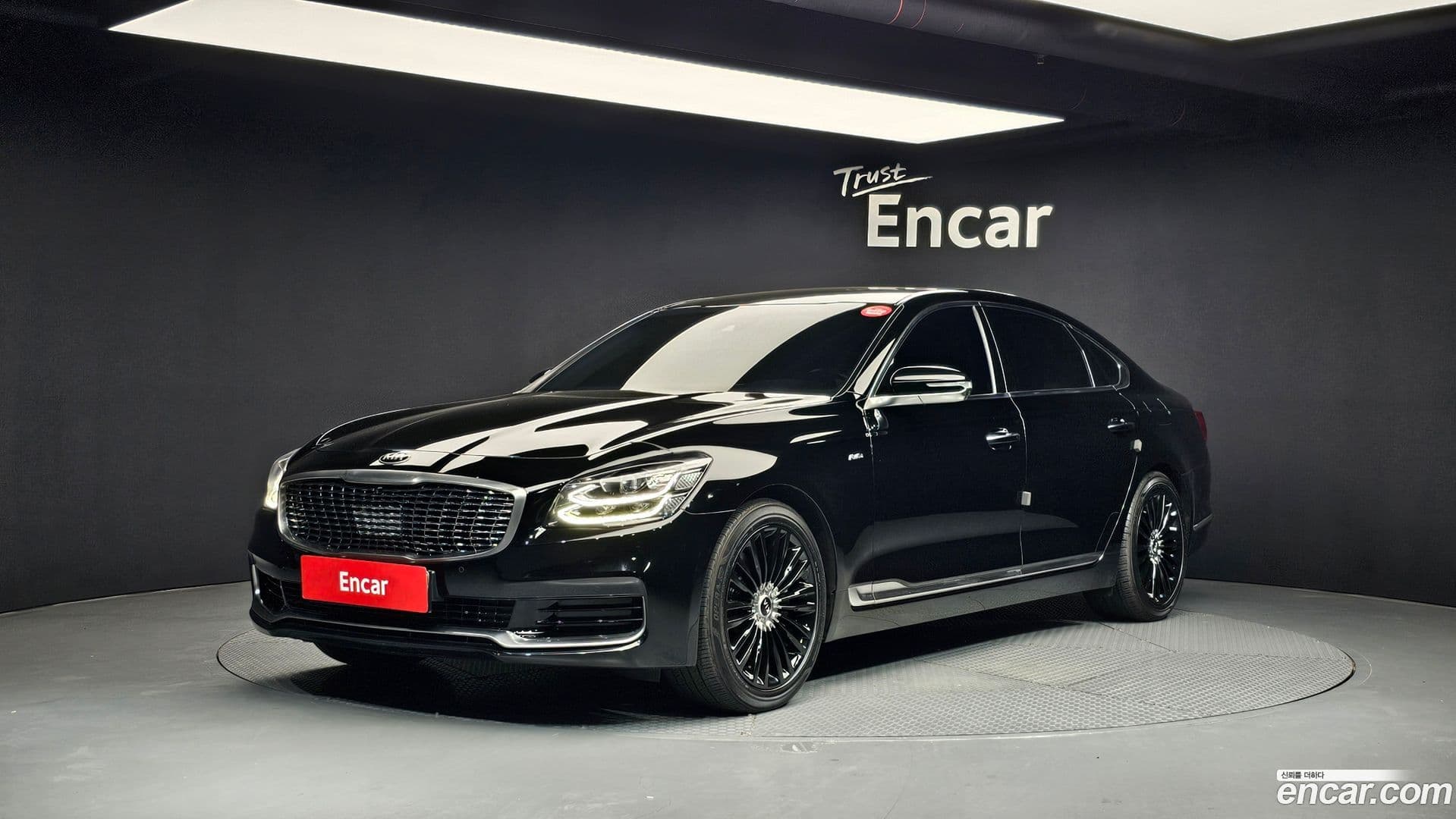 Main__Slider__Photo:K9 Kia 2018.4-0