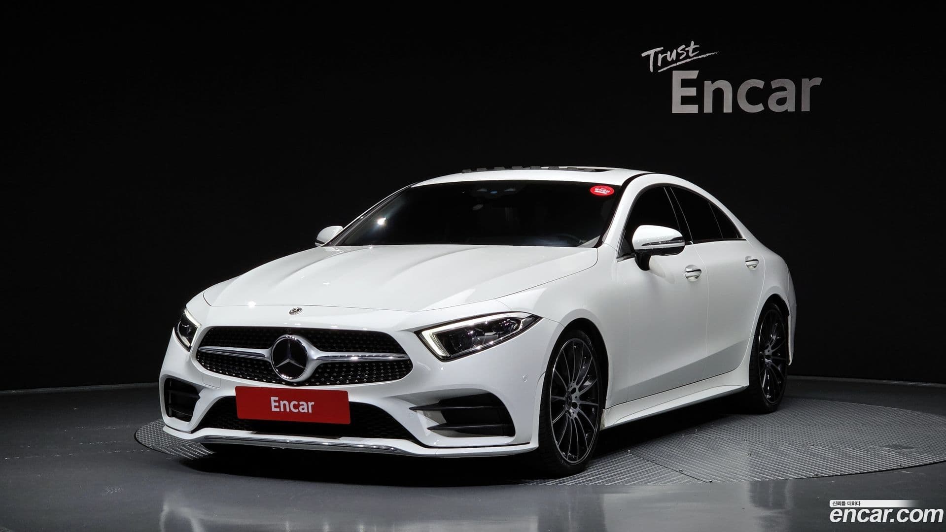Main__Slider__Photo:CLS-Class Mercedes-Benz 2020.10-0