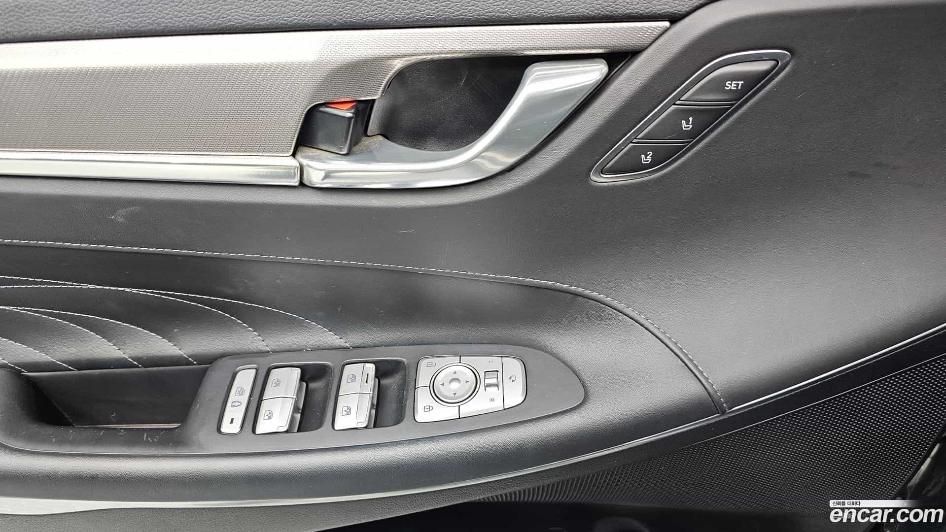 Grandeur Hyundai 2020.11-OPTION-016