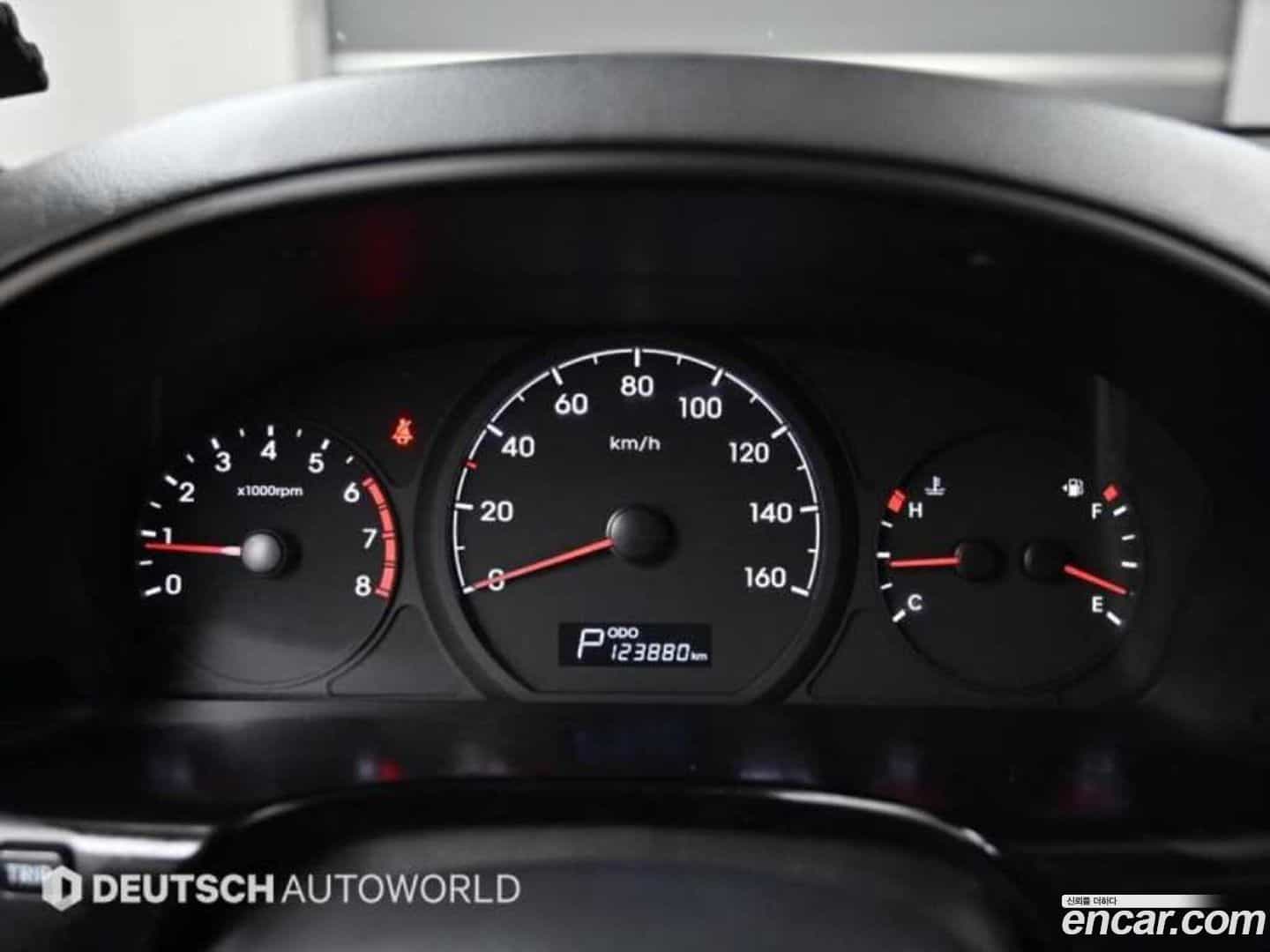 Starex Hyundai 2019.8-INNER-008