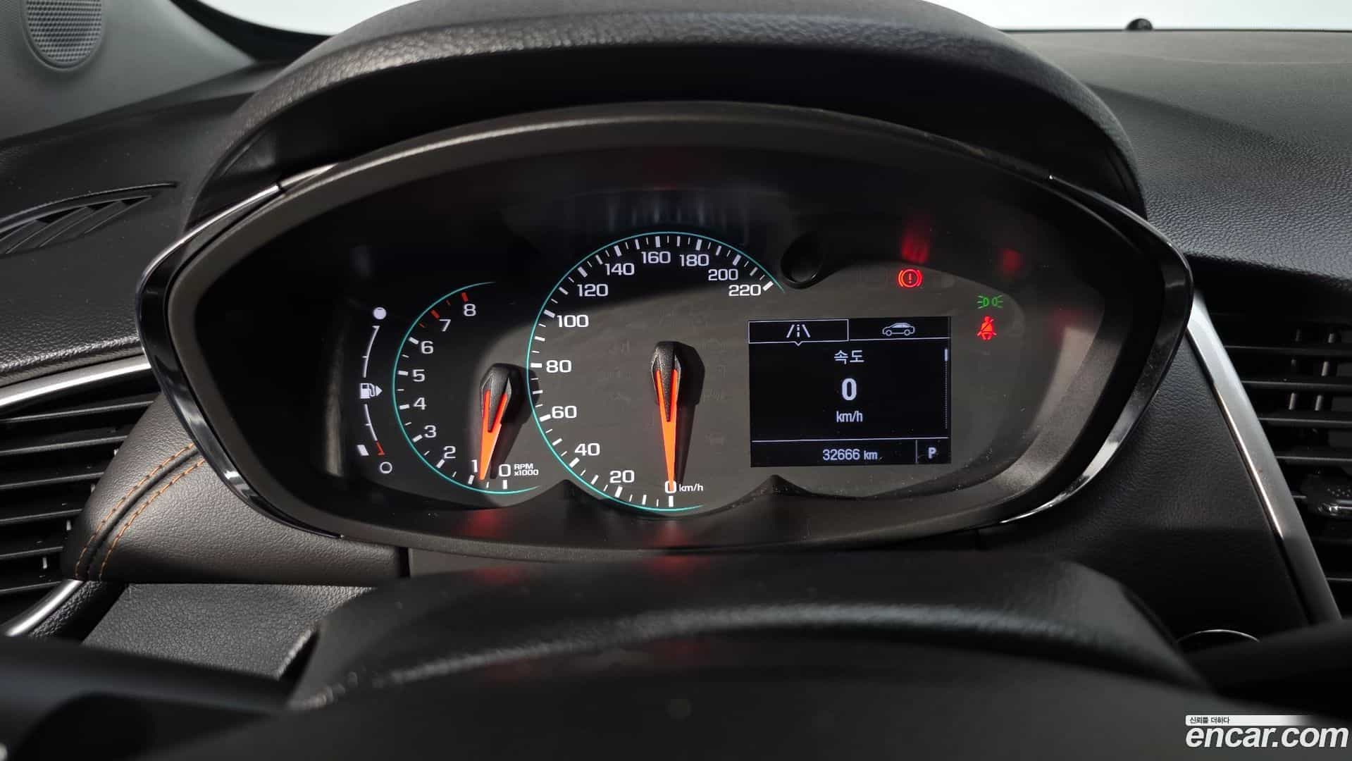 Trax Chevrolet 2019.5-INNER-008