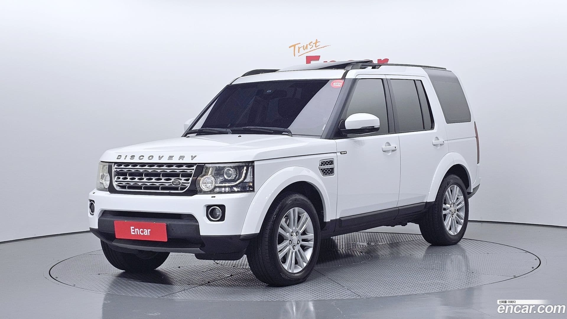 Main__Slider__Photo:Discovery Land Rover 2015.1-0