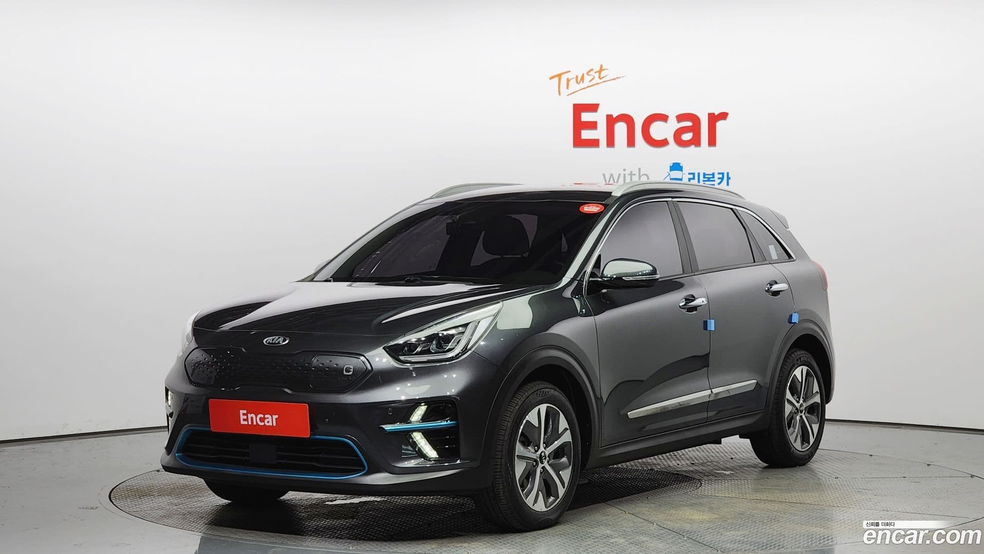 Main__Slider__Photo:Niro Kia 2021.3-0