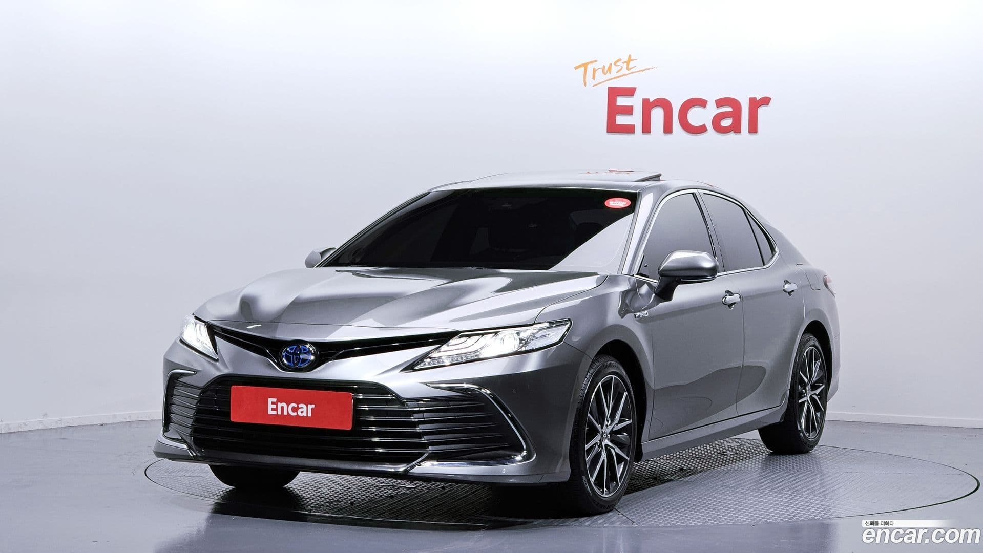 Main__Slider__Photo:Camry Toyota 2024.1-0