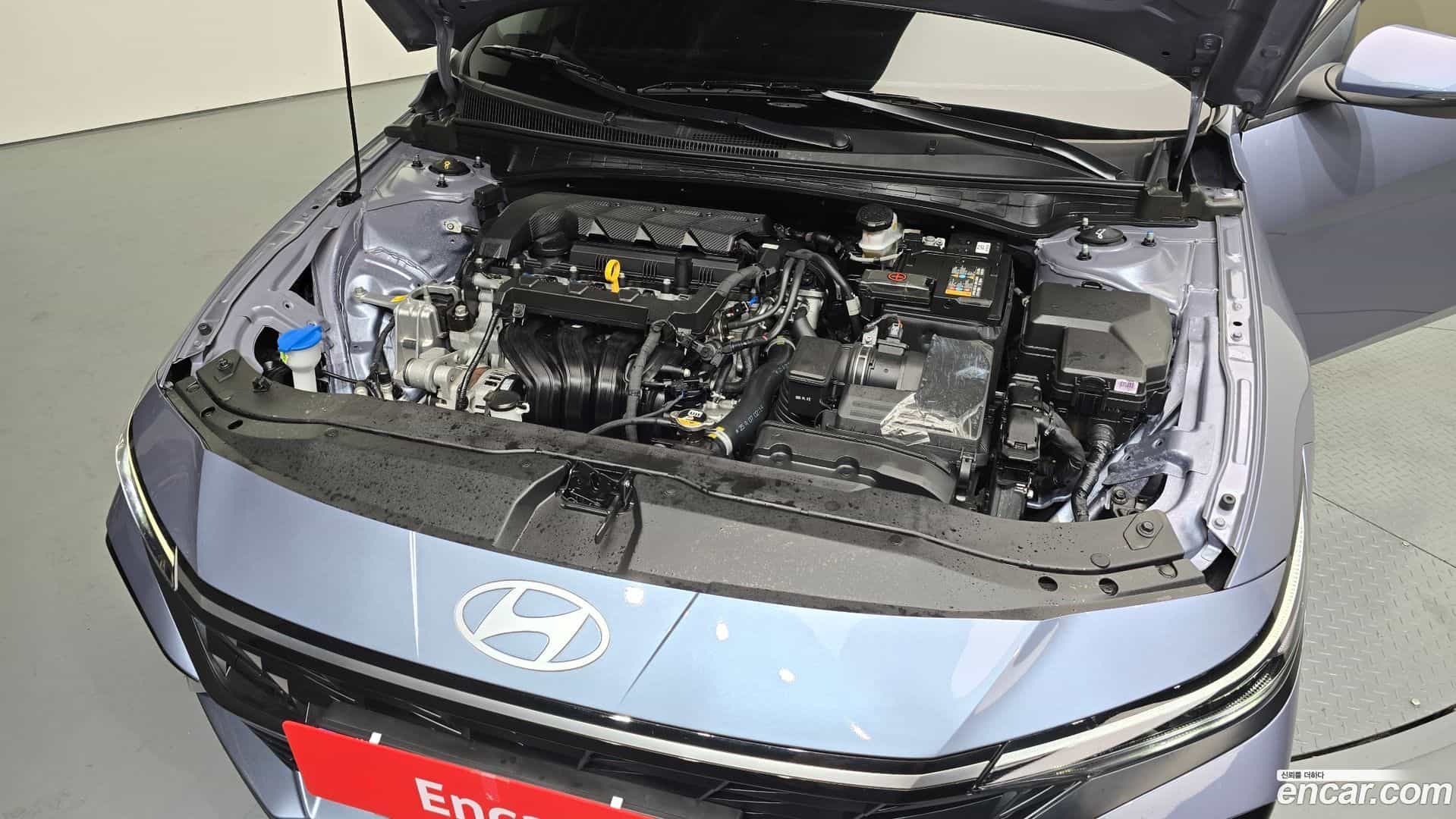 AVANTE Hyundai 2023.10-INNER-006
