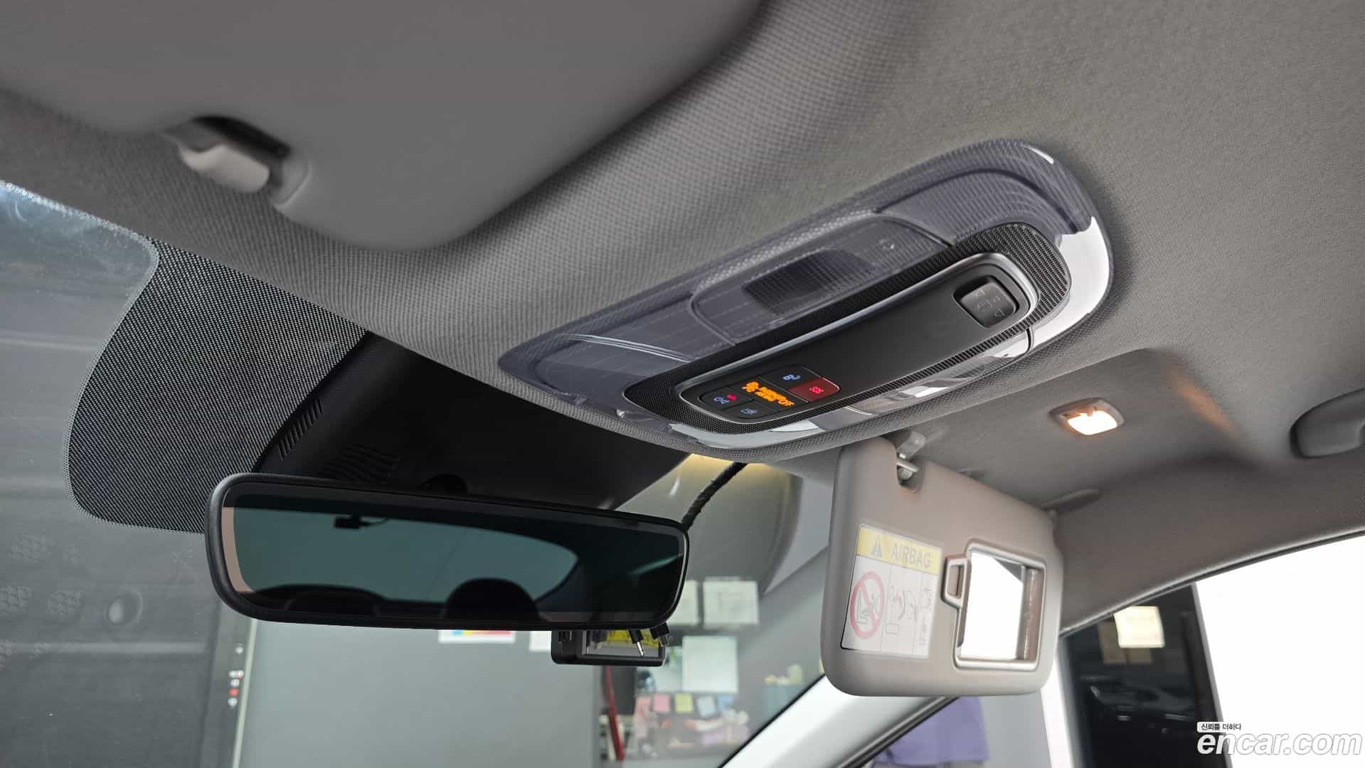AVANTE Hyundai 2023.10-OPTION-024