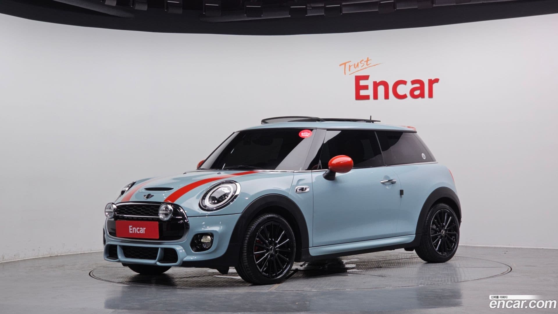 Main__Slider__Photo:Cooper Mini 2019.4-0