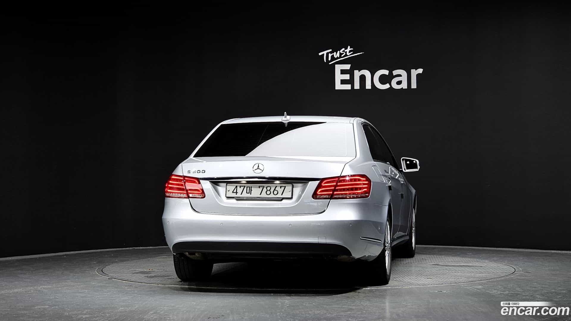 E-Class Mercedes-Benz 2013.7-OUTER-004