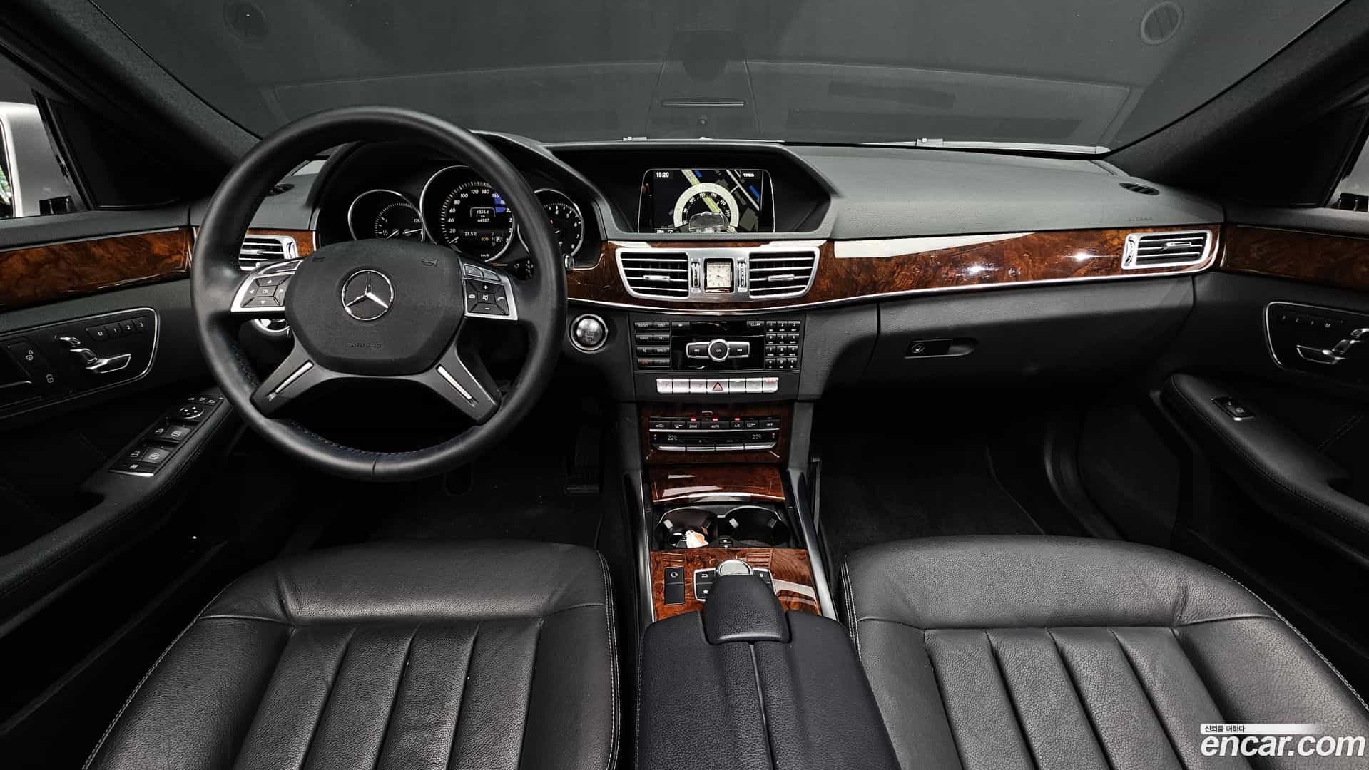 E-Class Mercedes-Benz 2013.7-INNER-007