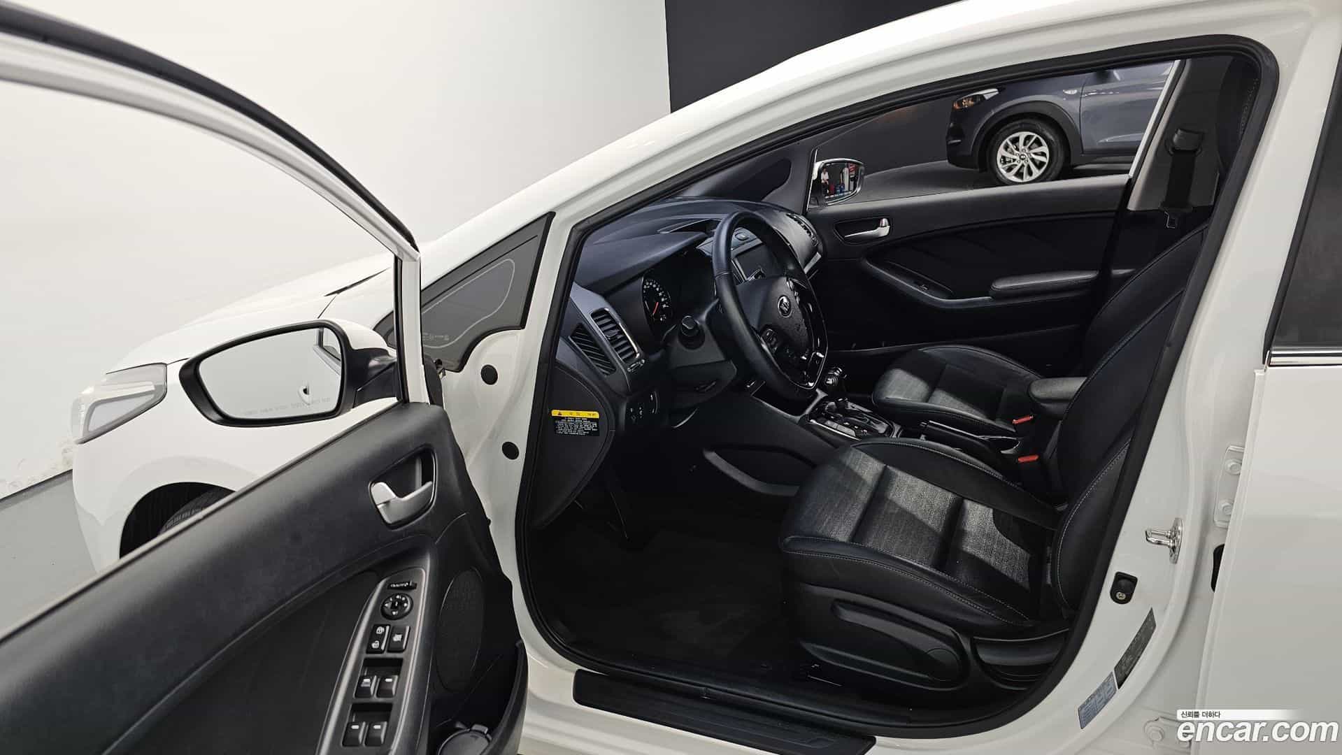 K3 Kia 2018.2-INNER-010