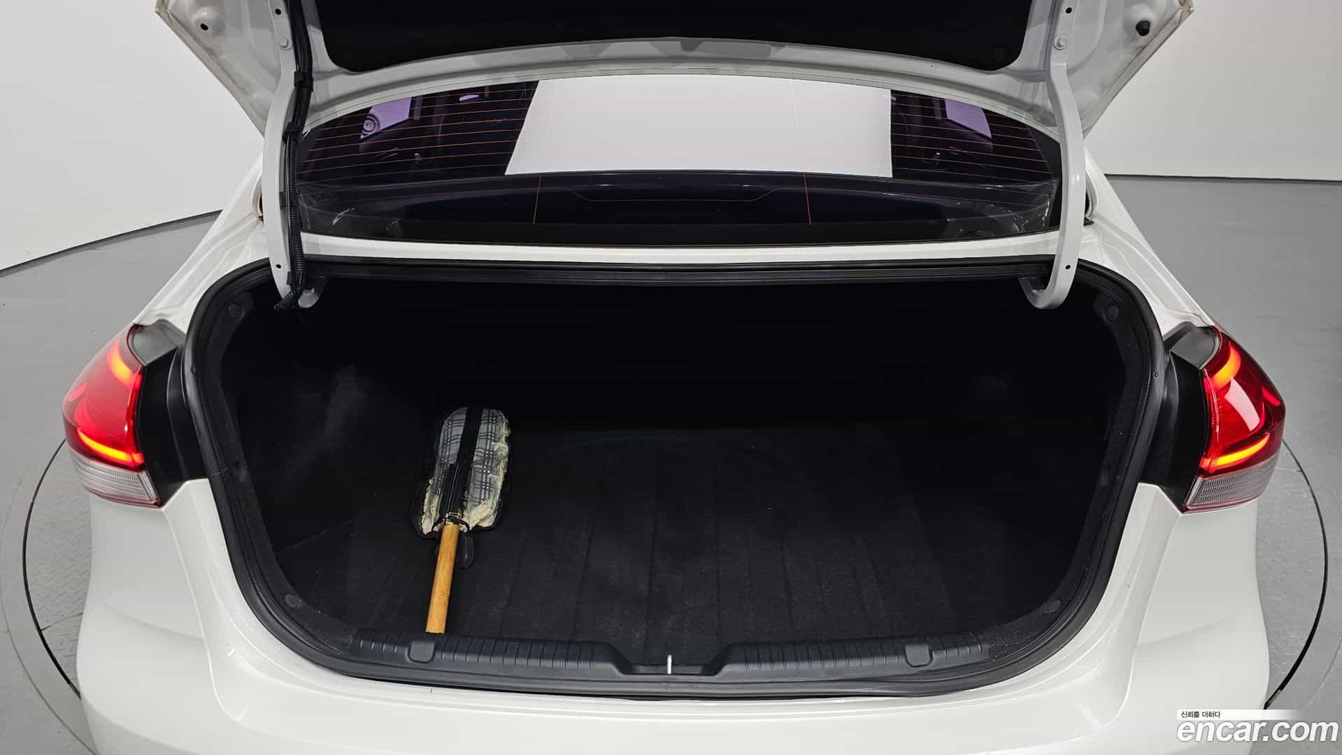 K3 Kia 2018.2-OPTION-024
