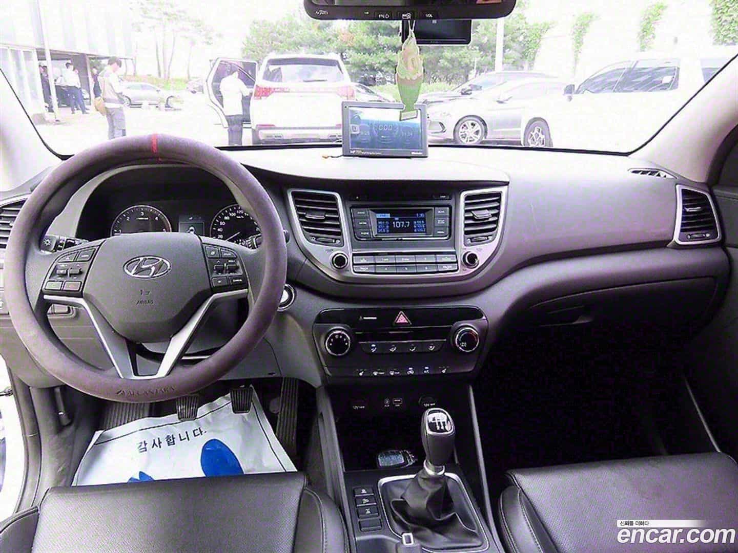 Tucson Hyundai 2015.11-INNER-008