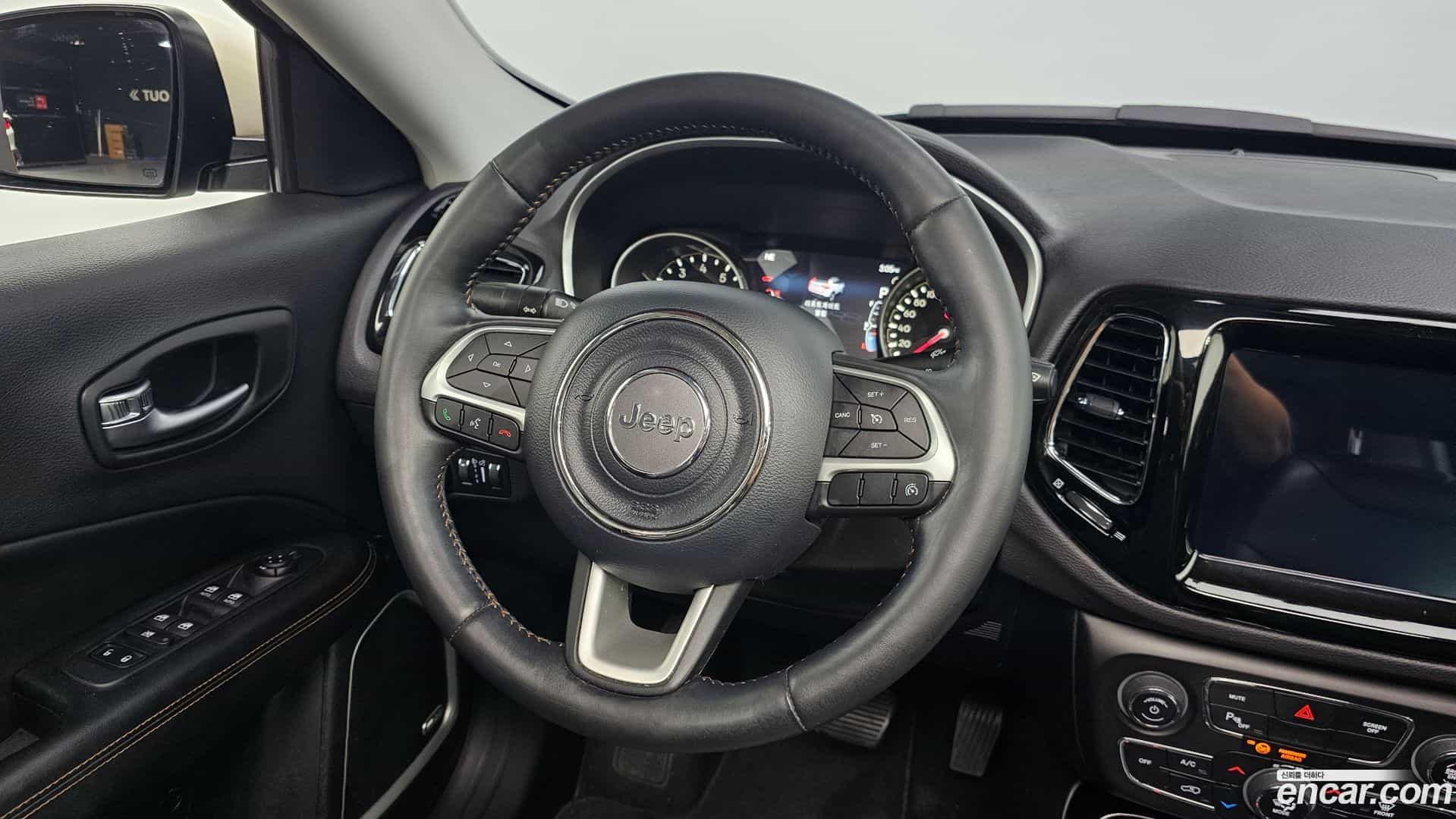 Compass Jeep 2018.7-OPTION-017