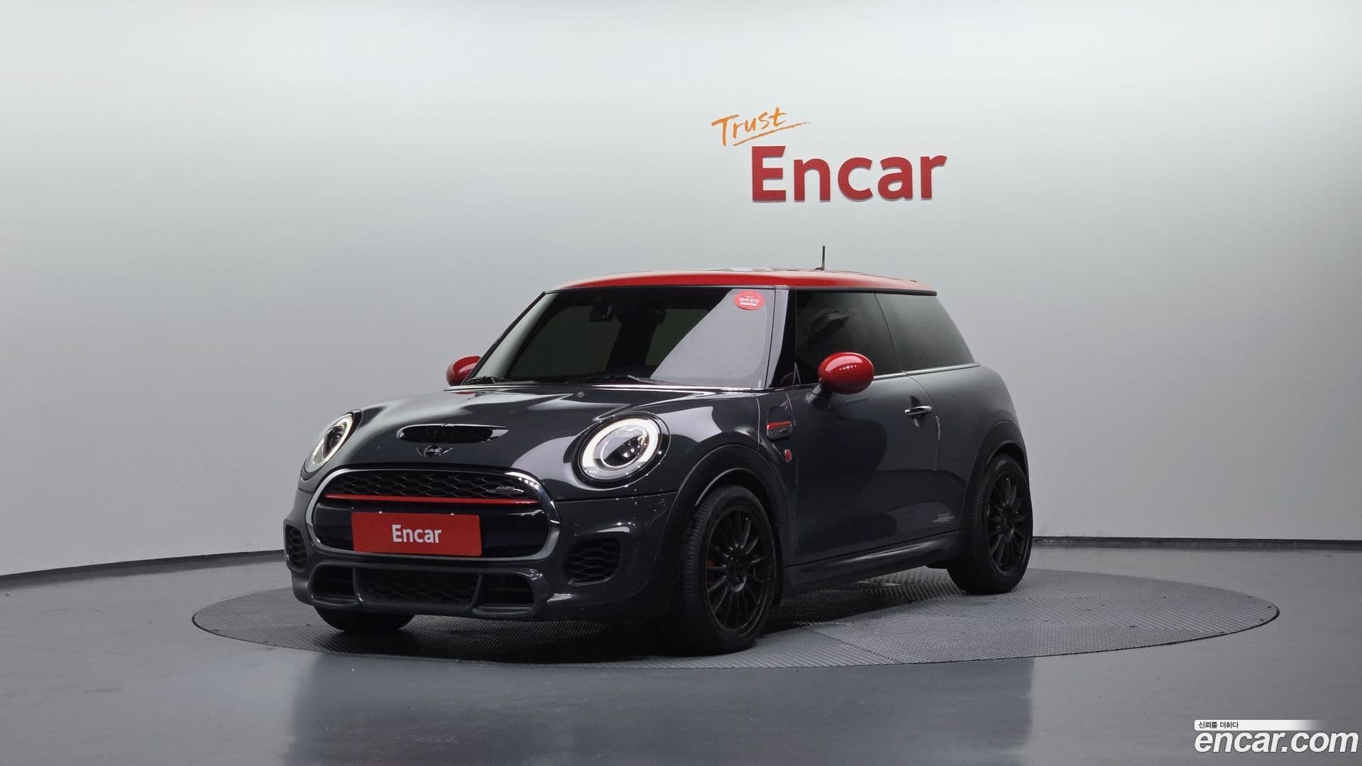 Main__Slider__Photo:Cooper Mini 2016.7-0