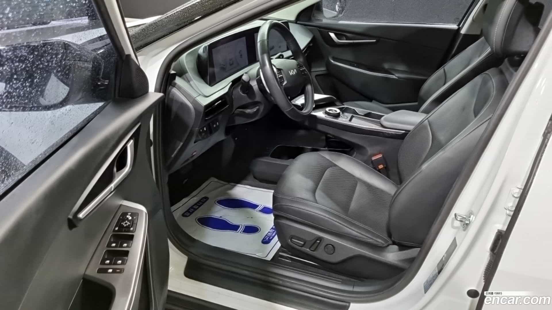 EV6 Kia 2023.9-INNER-007