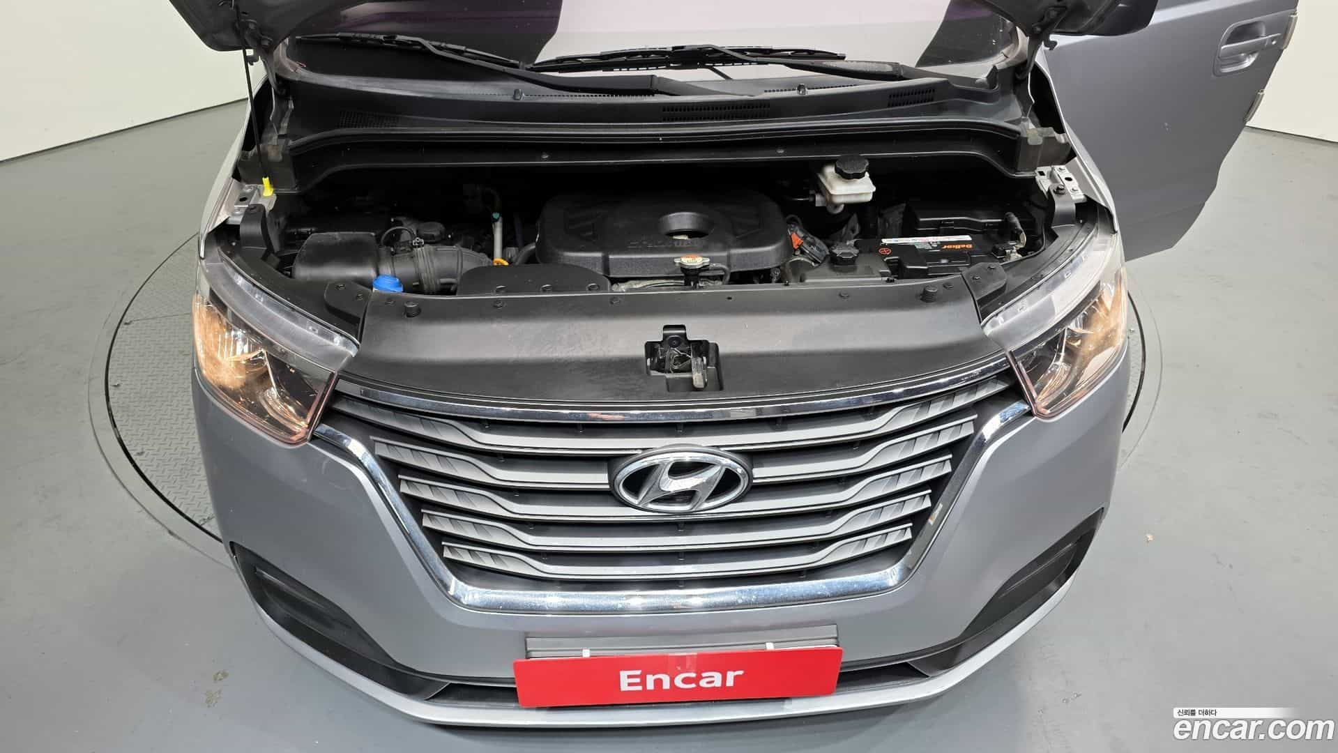 Starex Hyundai 2018.3-INNER-006