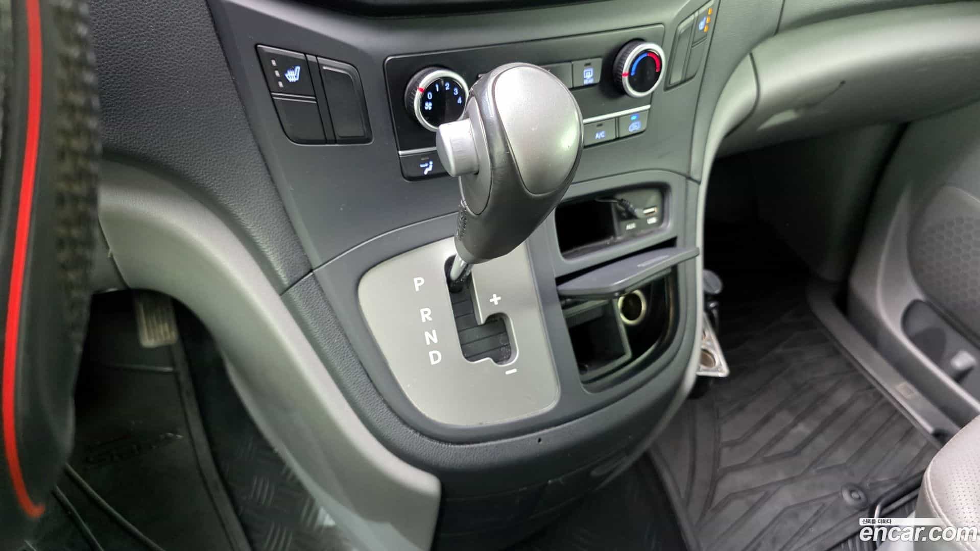 Starex Hyundai 2018.3-INNER-009