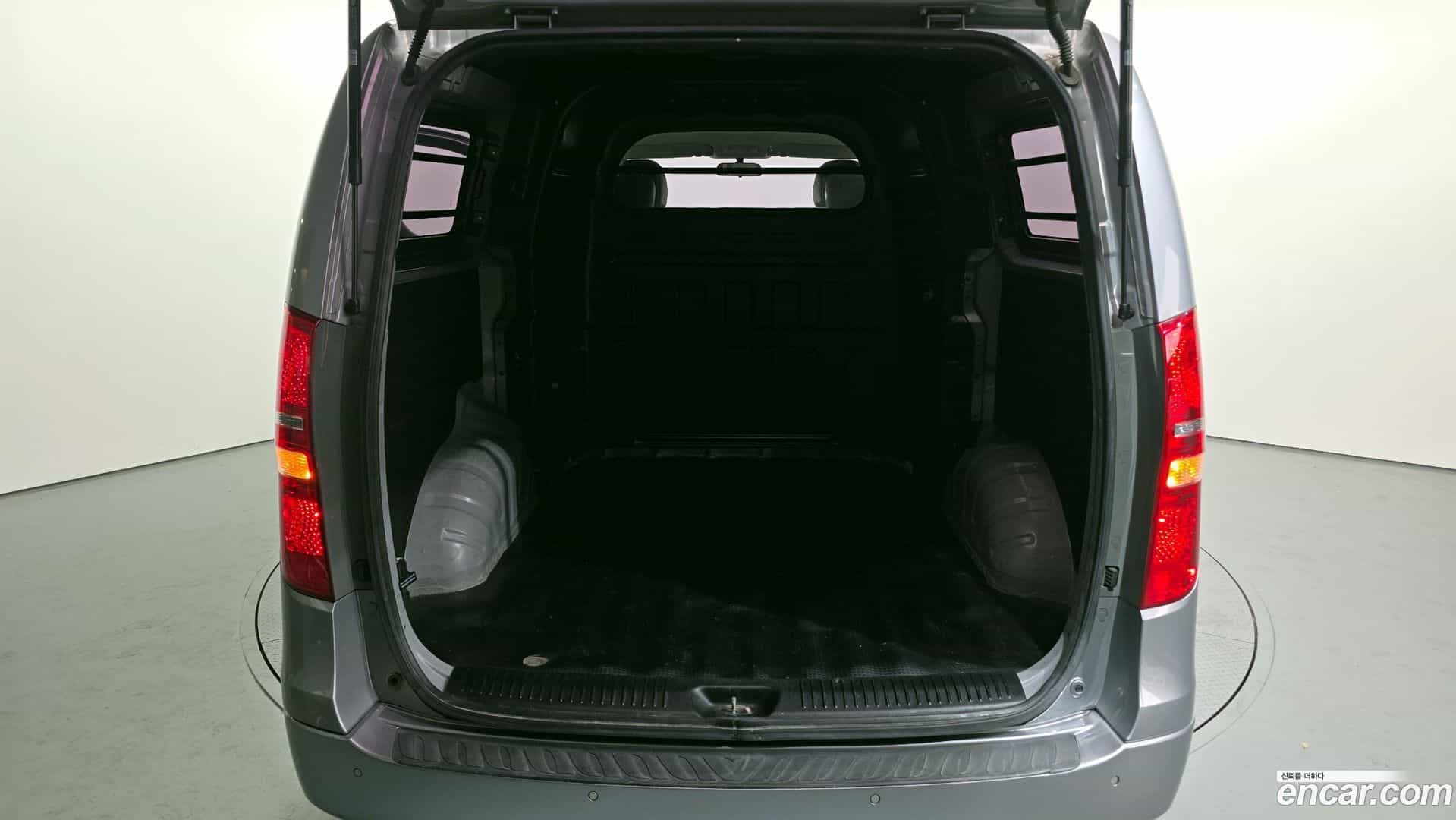 Starex Hyundai 2018.3-OPTION-024