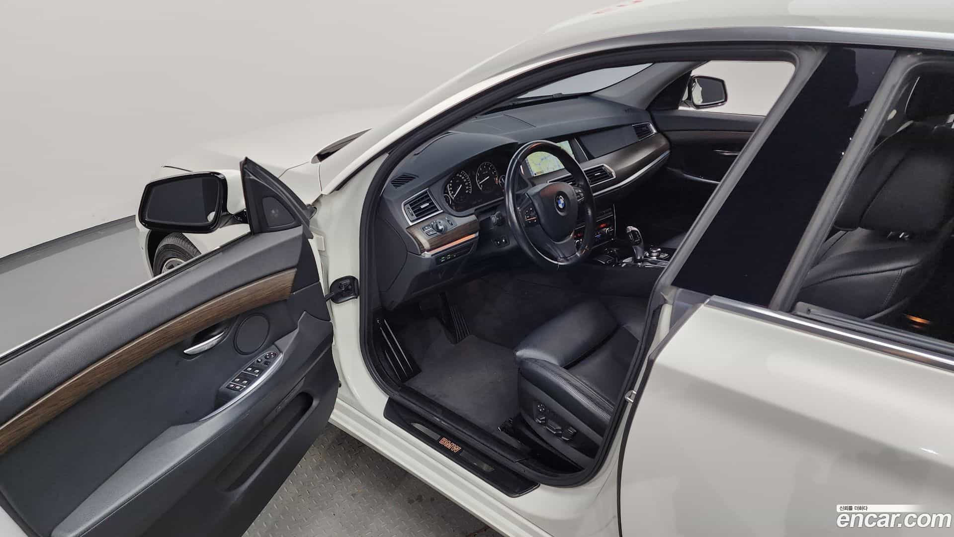Gran Turismo BMW 2010.5-INNER-010