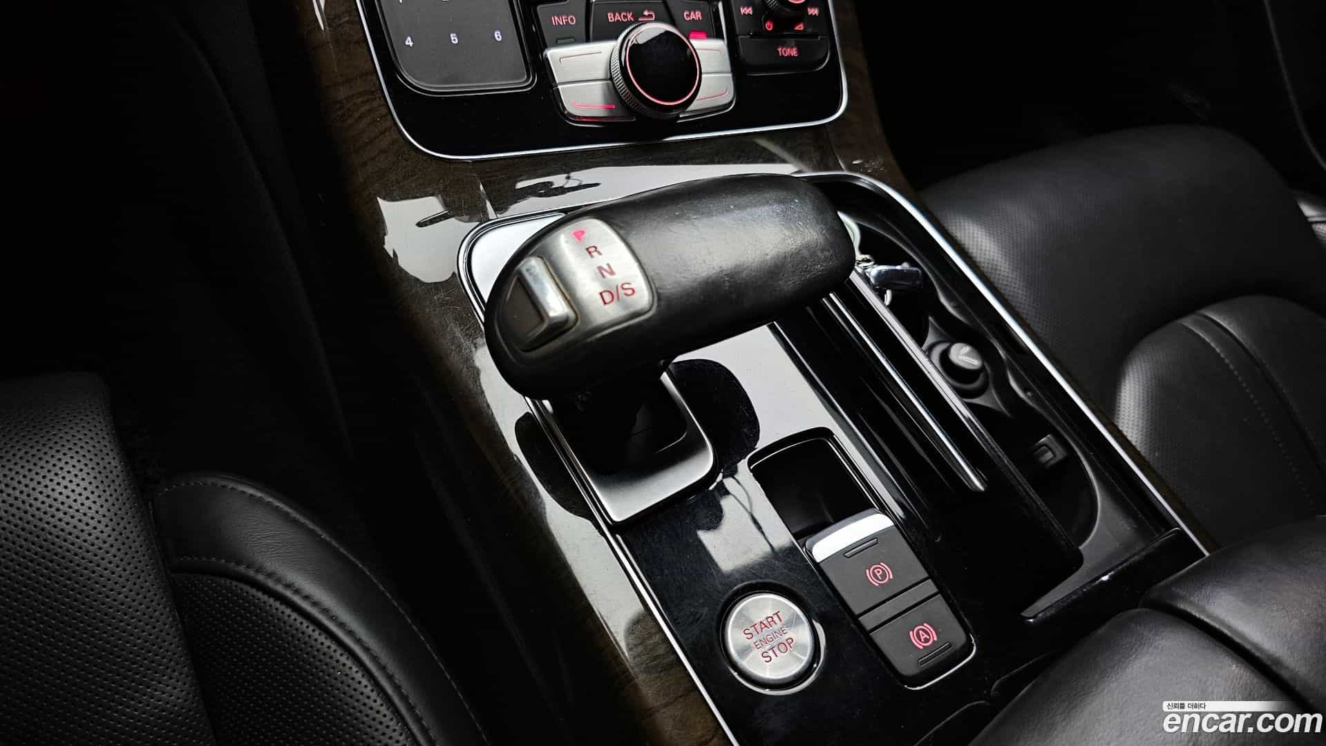 A8 Audi 2015.7-INNER-009