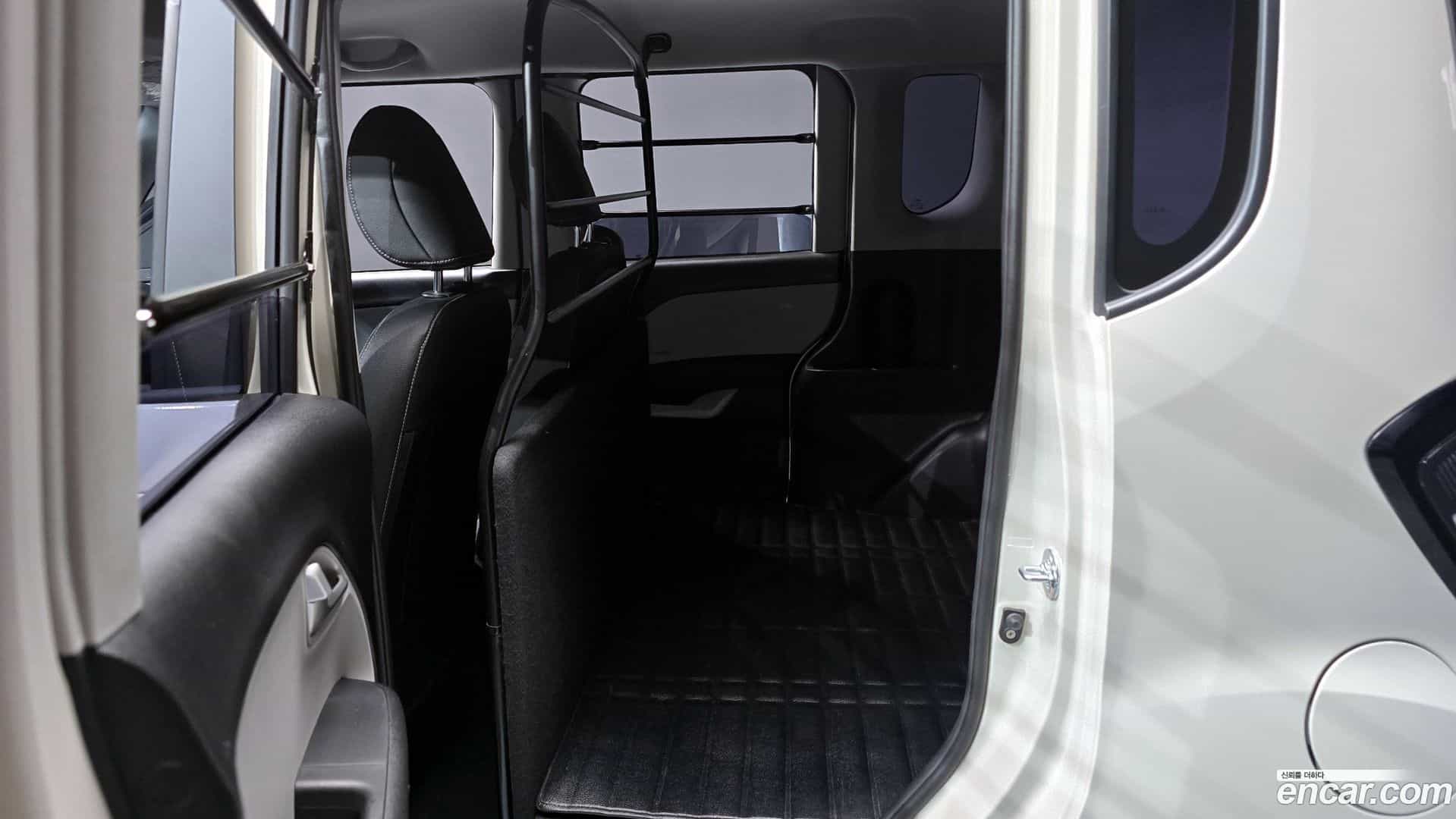 RAY Kia 2023.9-OPTION-016
