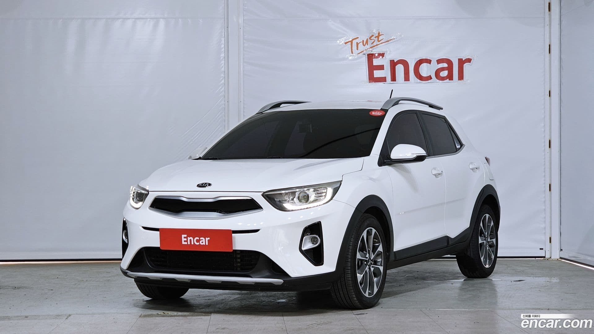 Main__Slider__Photo:Stonic Kia 2017.6-0