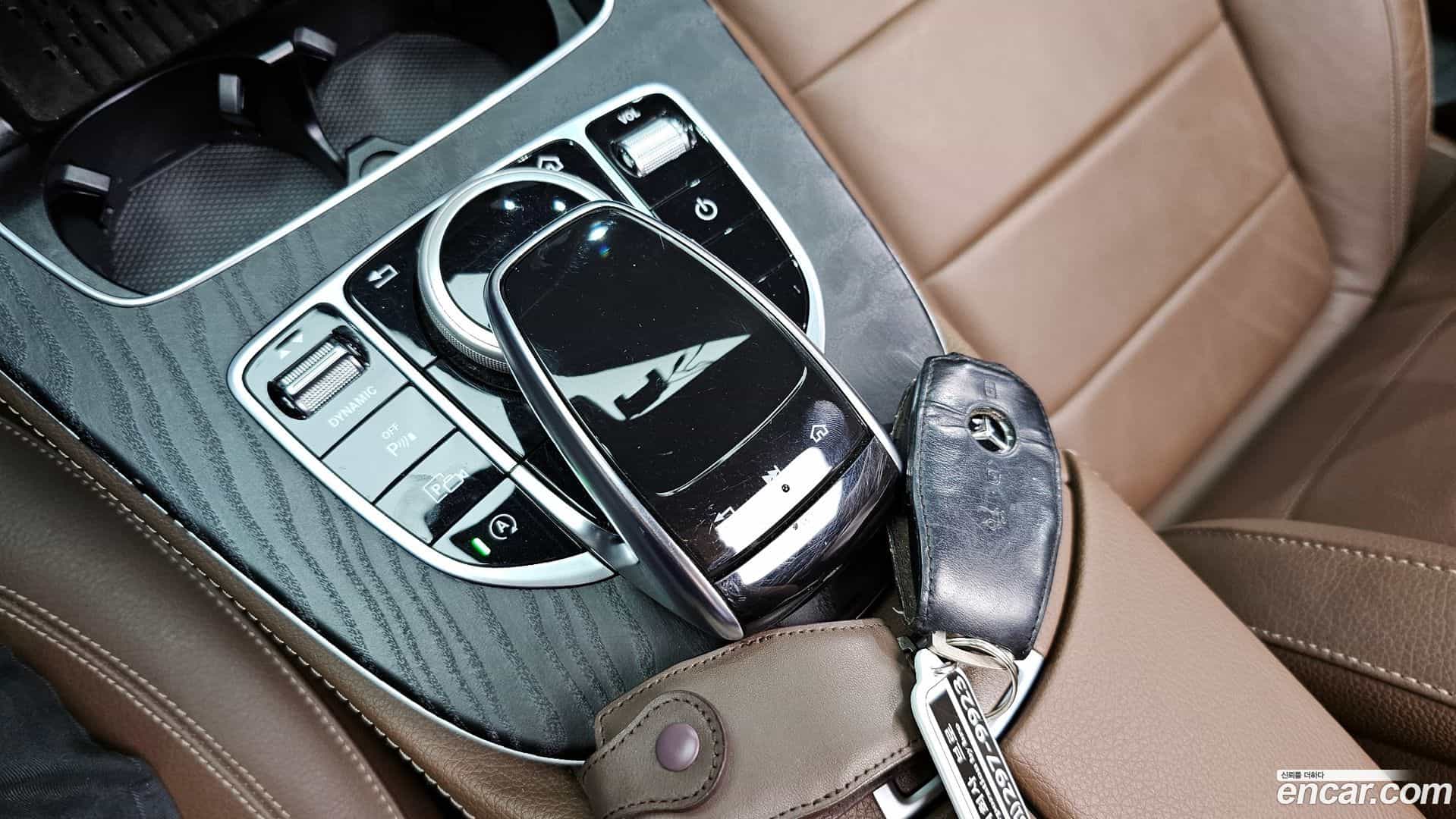 E-Class Mercedes-Benz 2020.5-OPTION-022