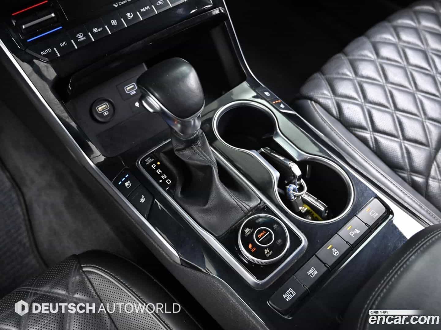 Mohave Kia 2020.2-INNER-9