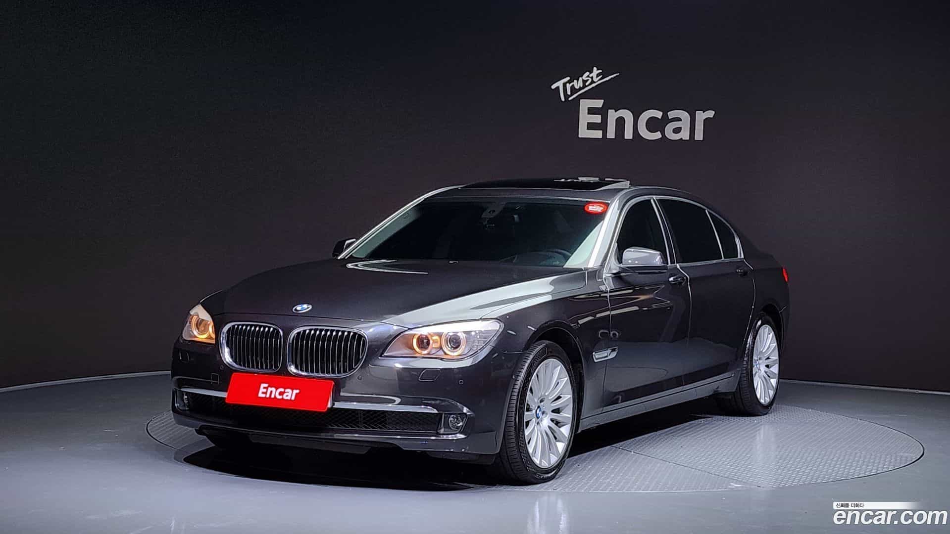 7-Series BMW 2011.0-OUTER-001