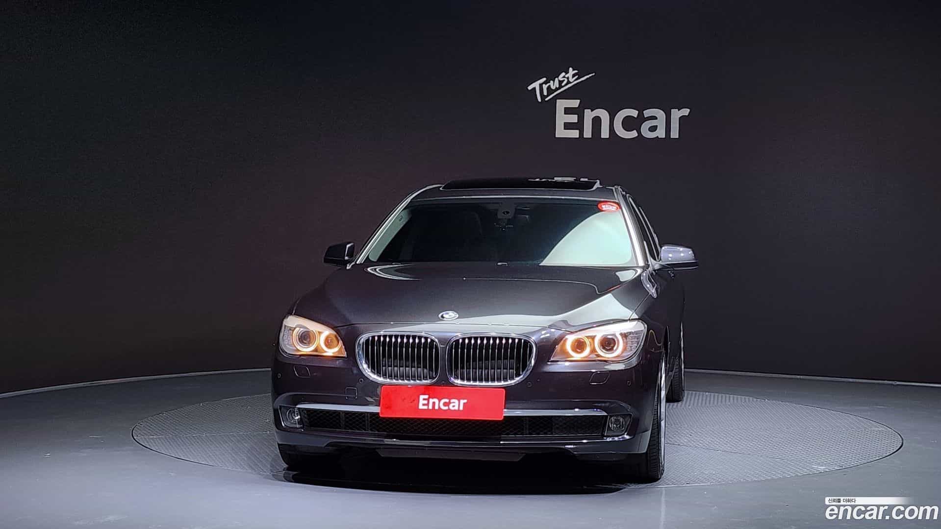 7-Series BMW 2011.0-OUTER-003