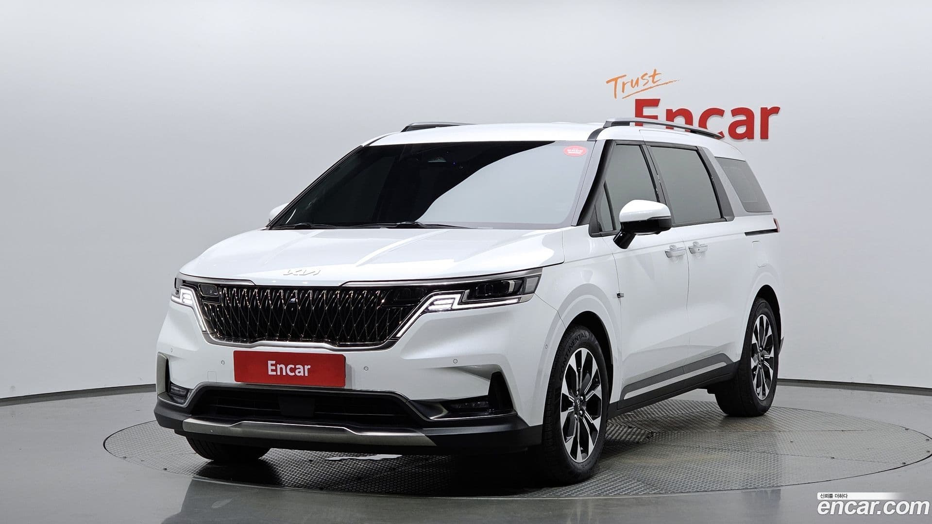 Main__Slider__Photo:Canival Kia 2022.10-0