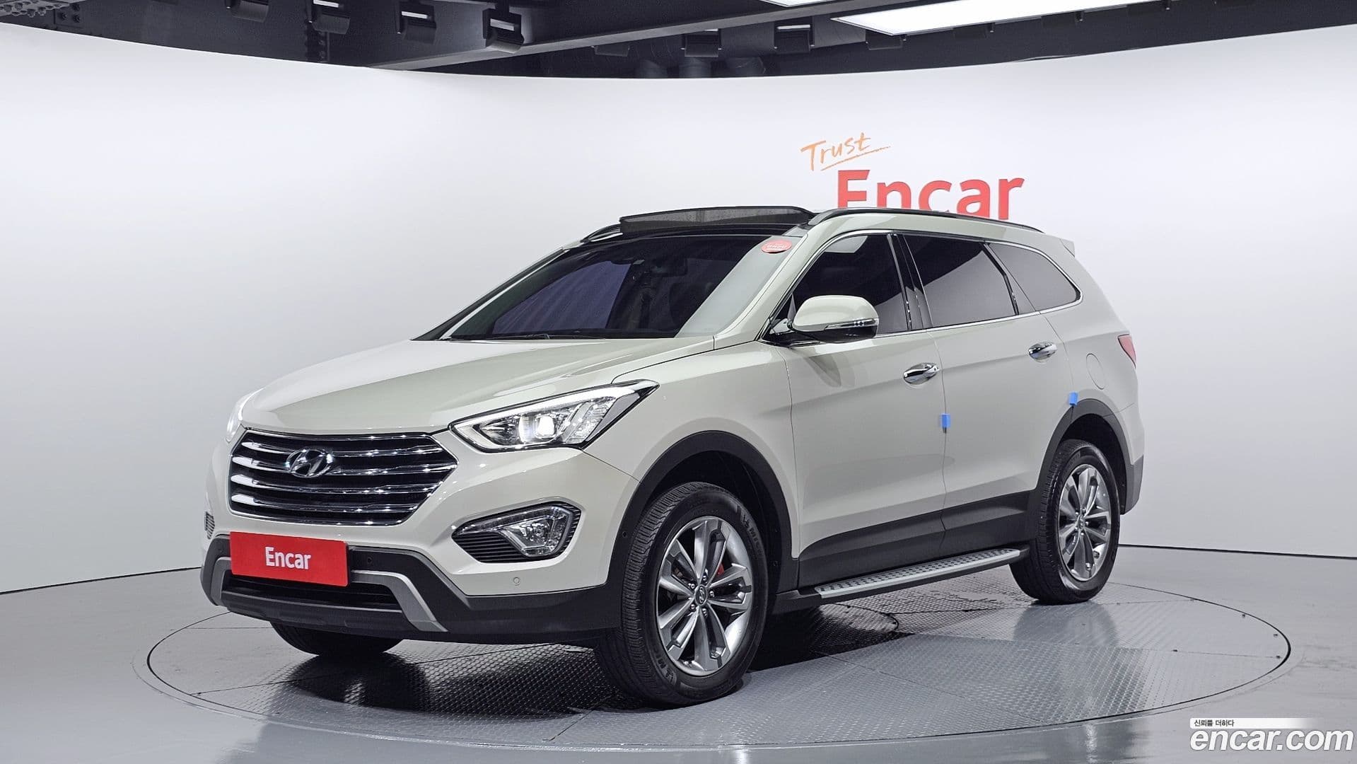 Main__Slider__Photo:Maxcruz Hyundai 2013.7-0