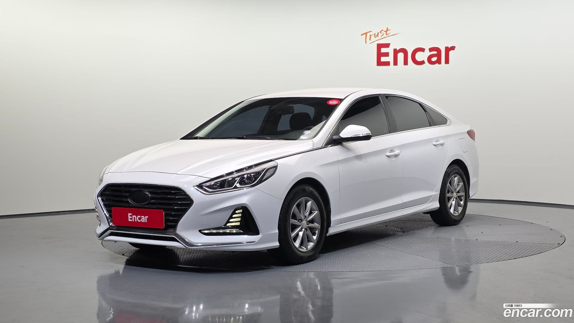 Main__Slider__Photo:Sonata Hyundai 2017.6-0