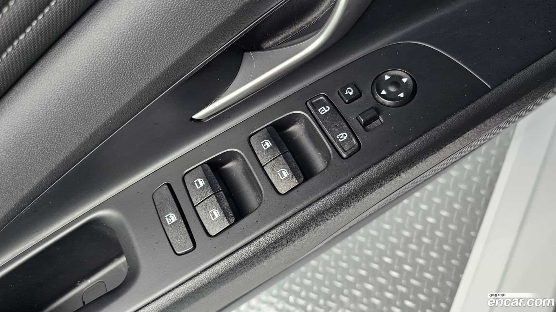 AVANTE Hyundai 2022.6-OPTION-018