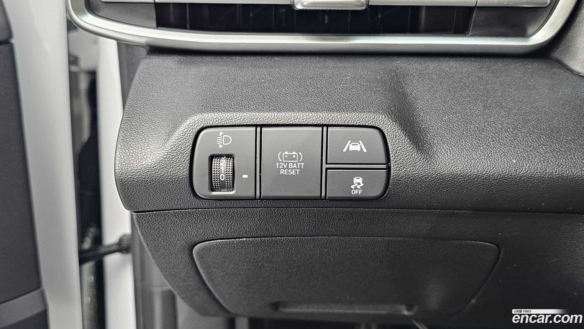 AVANTE Hyundai 2022.6-OPTION-019