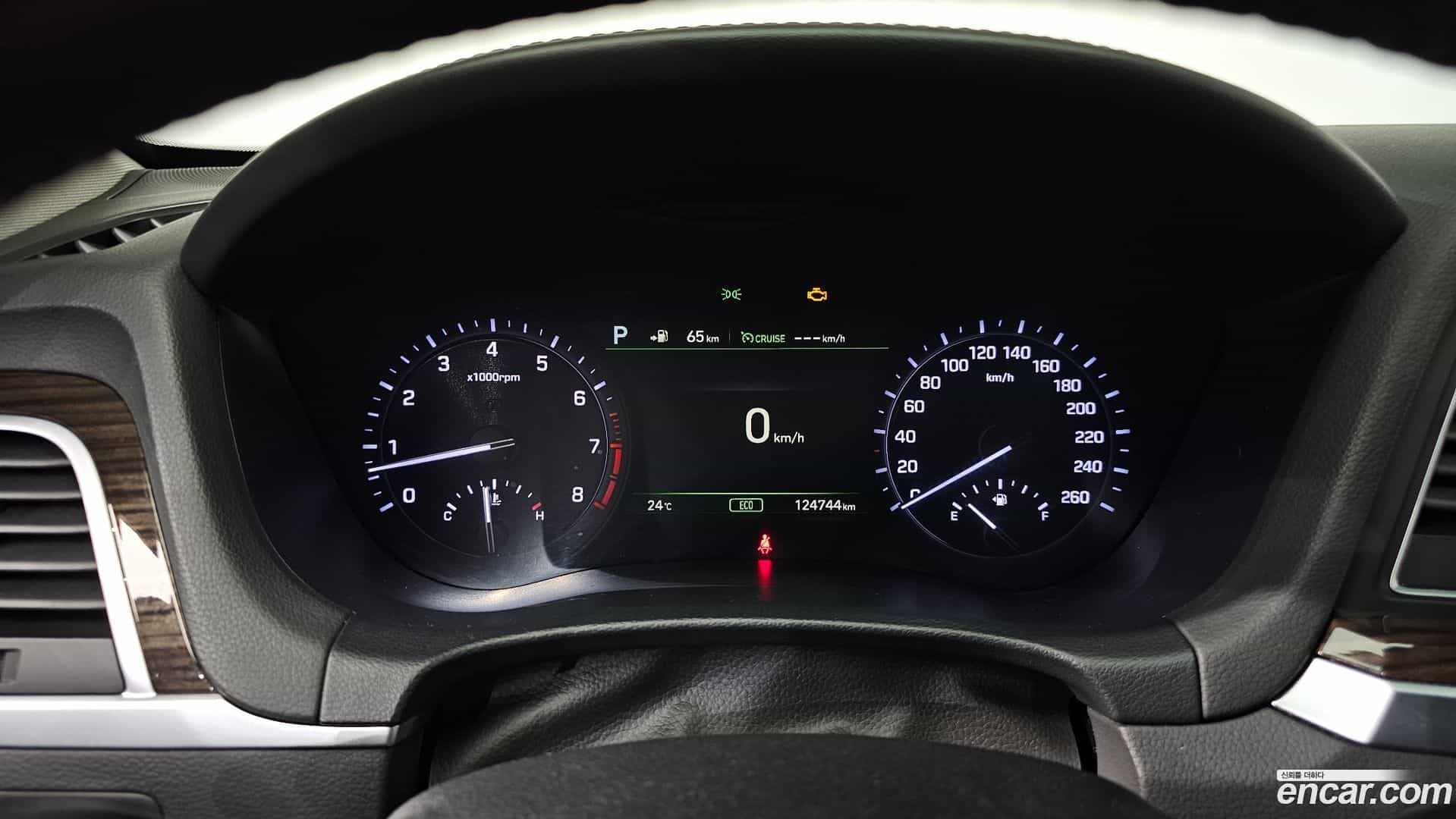 G80 Genesis 2018.1-INNER-008