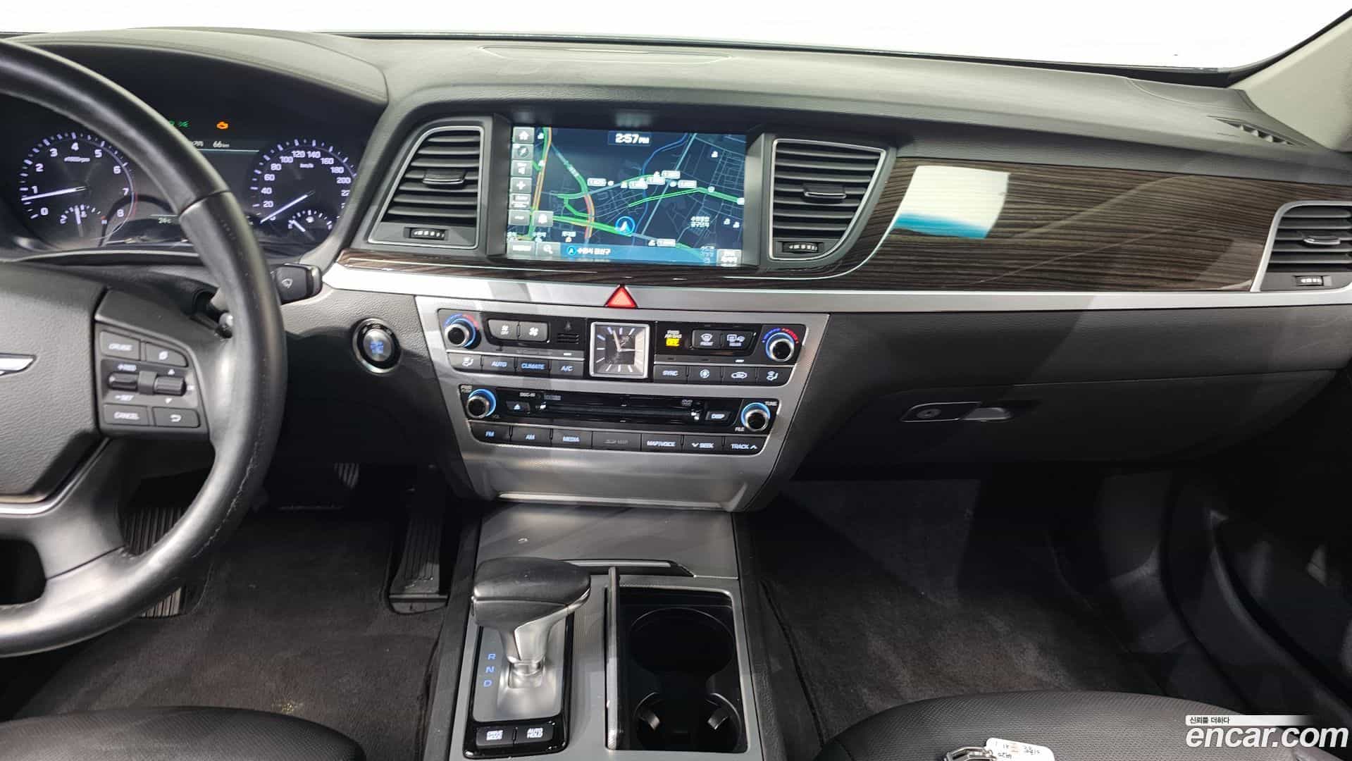 G80 Genesis 2018.1-OPTION-018
