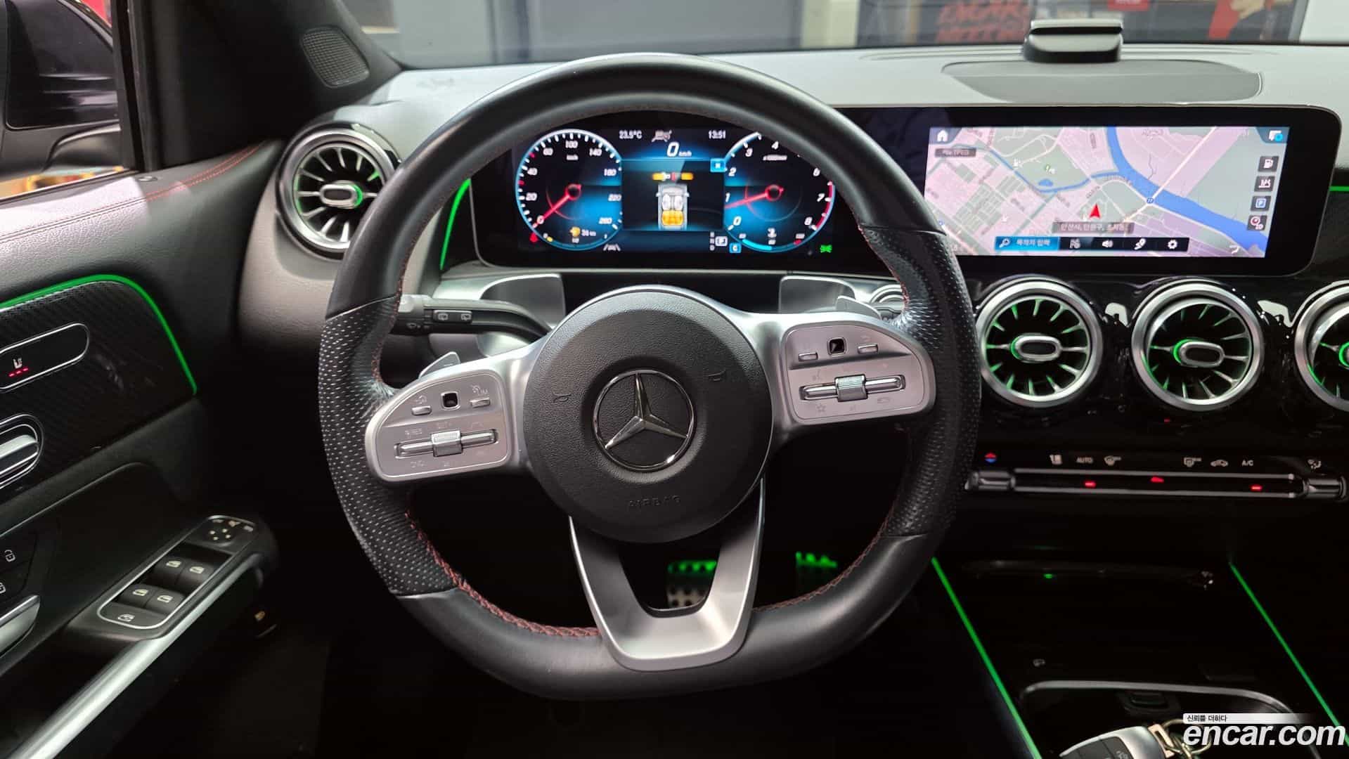 GLB-Class Mercedes-Benz 2020.9-OPTION-017