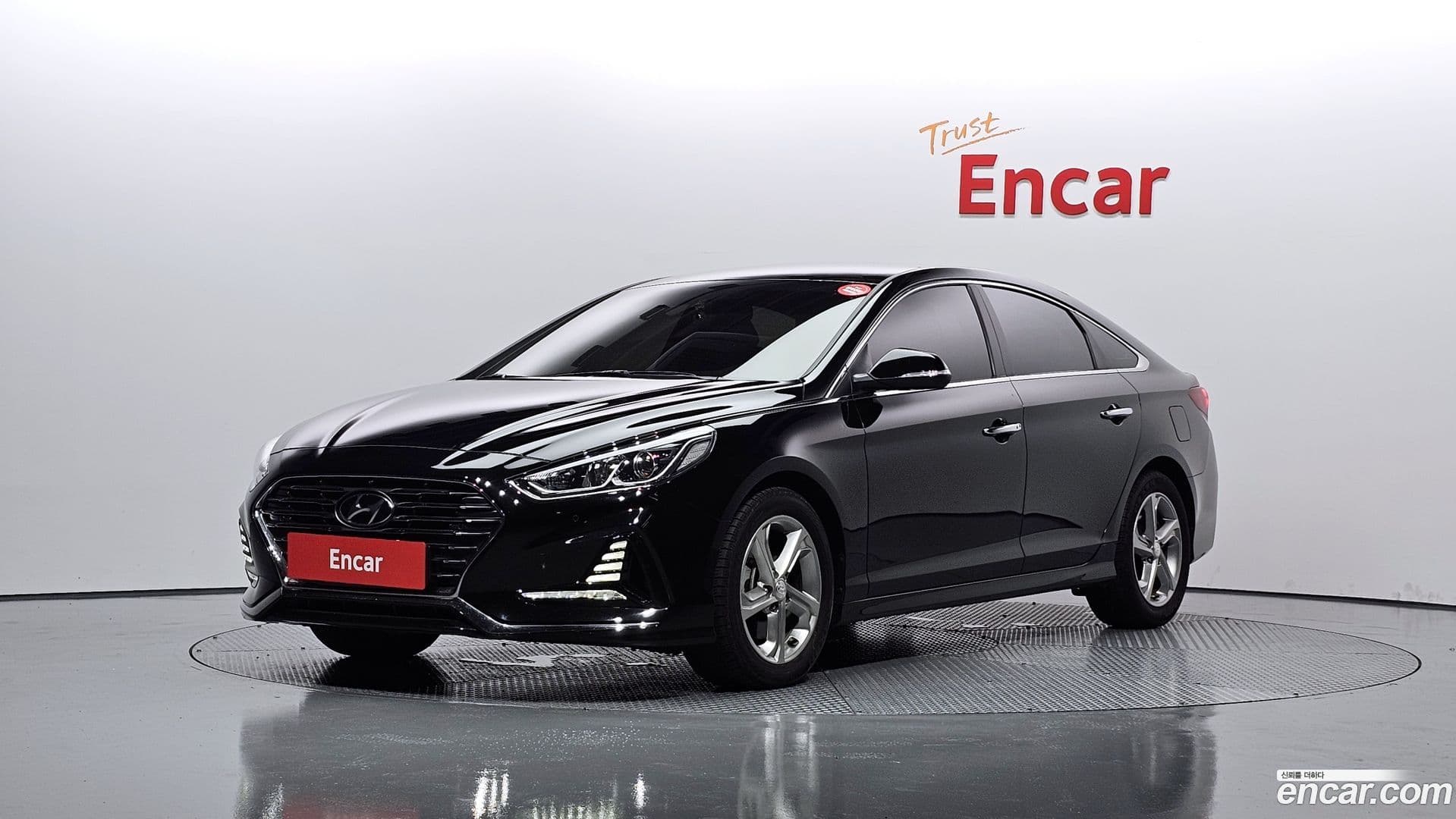 Main__Slider__Photo:Sonata Hyundai 2018.4-0